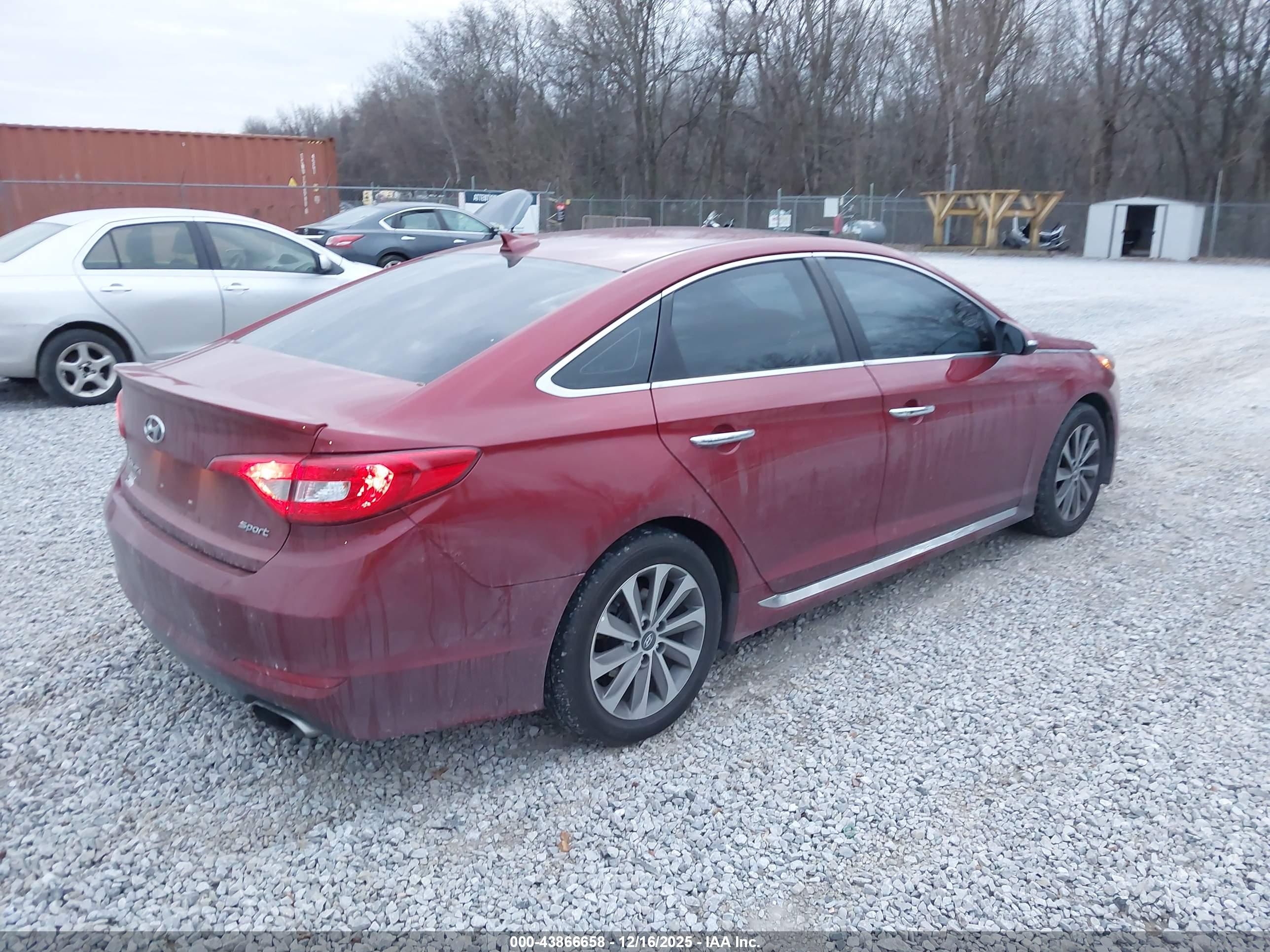 HYUNDAI SONATA image 4