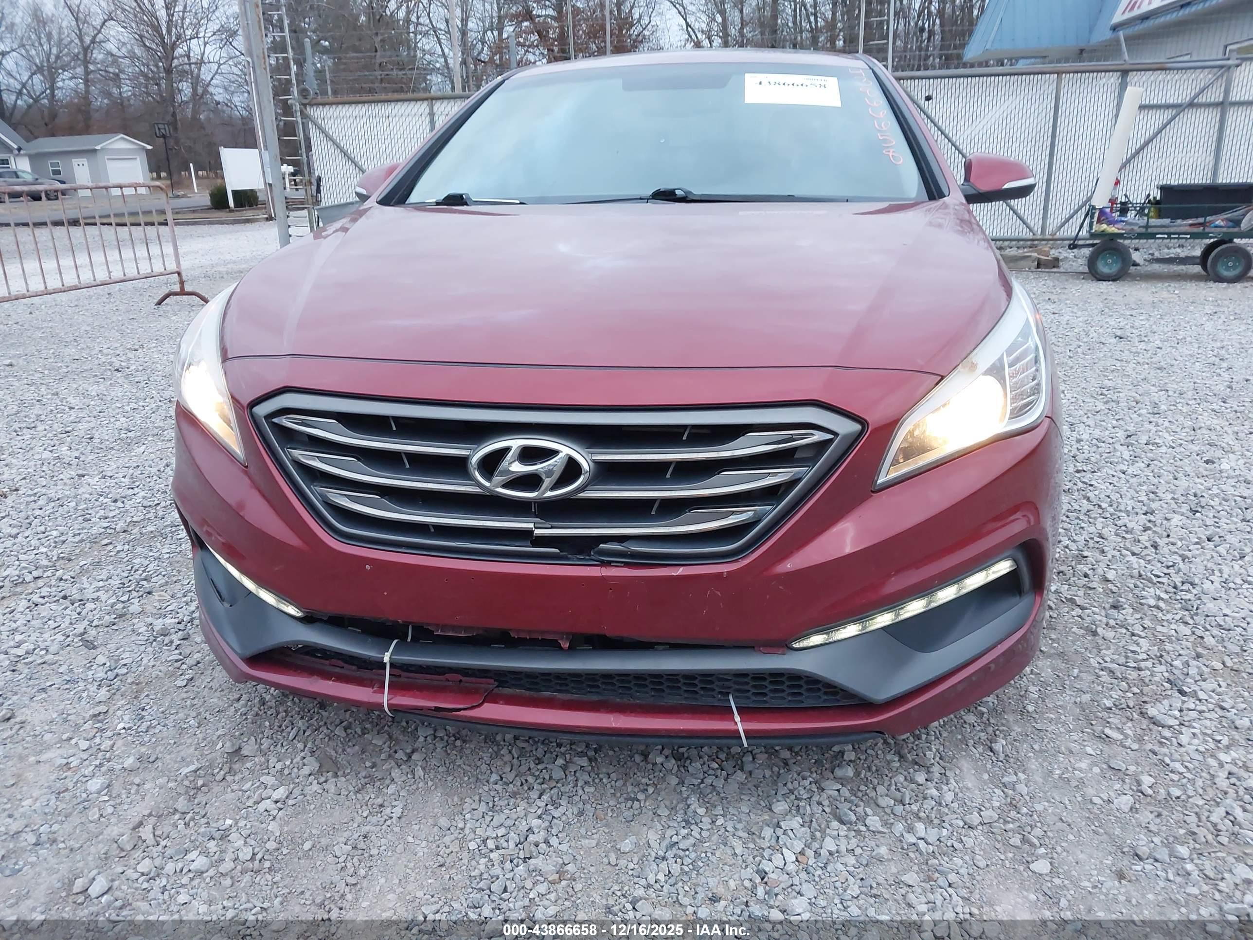 HYUNDAI SONATA image 6