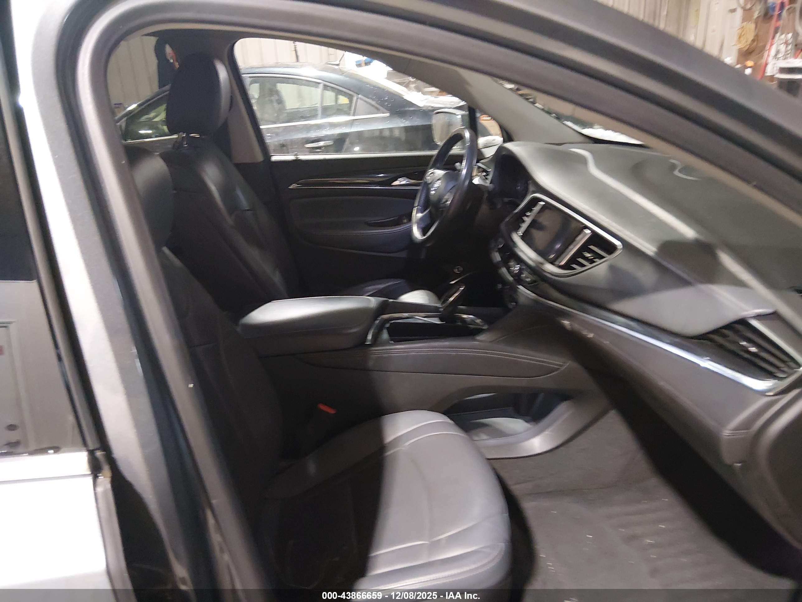 BUICK ENCLAVE image 5