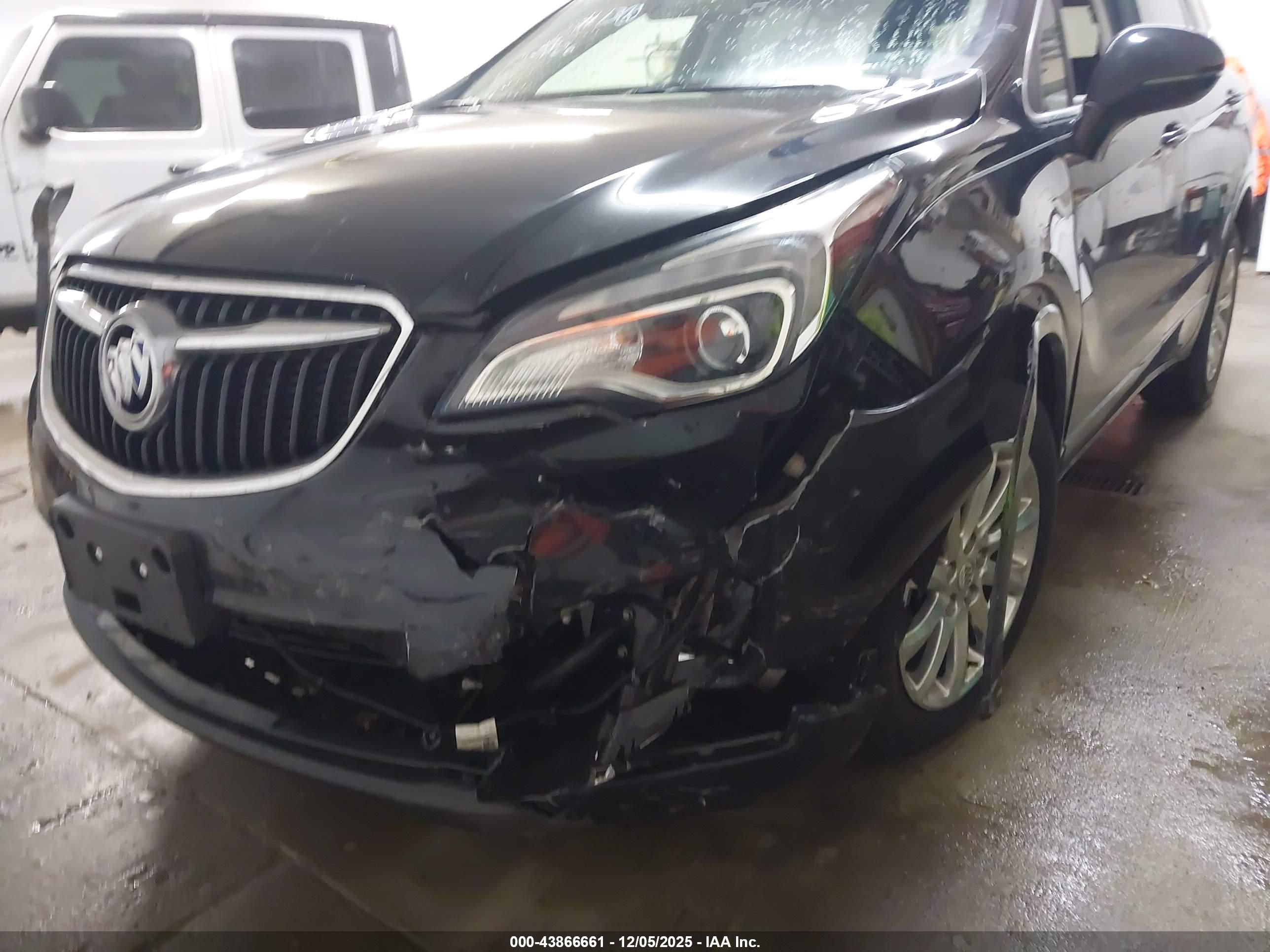 BUICK ENVISION image 6