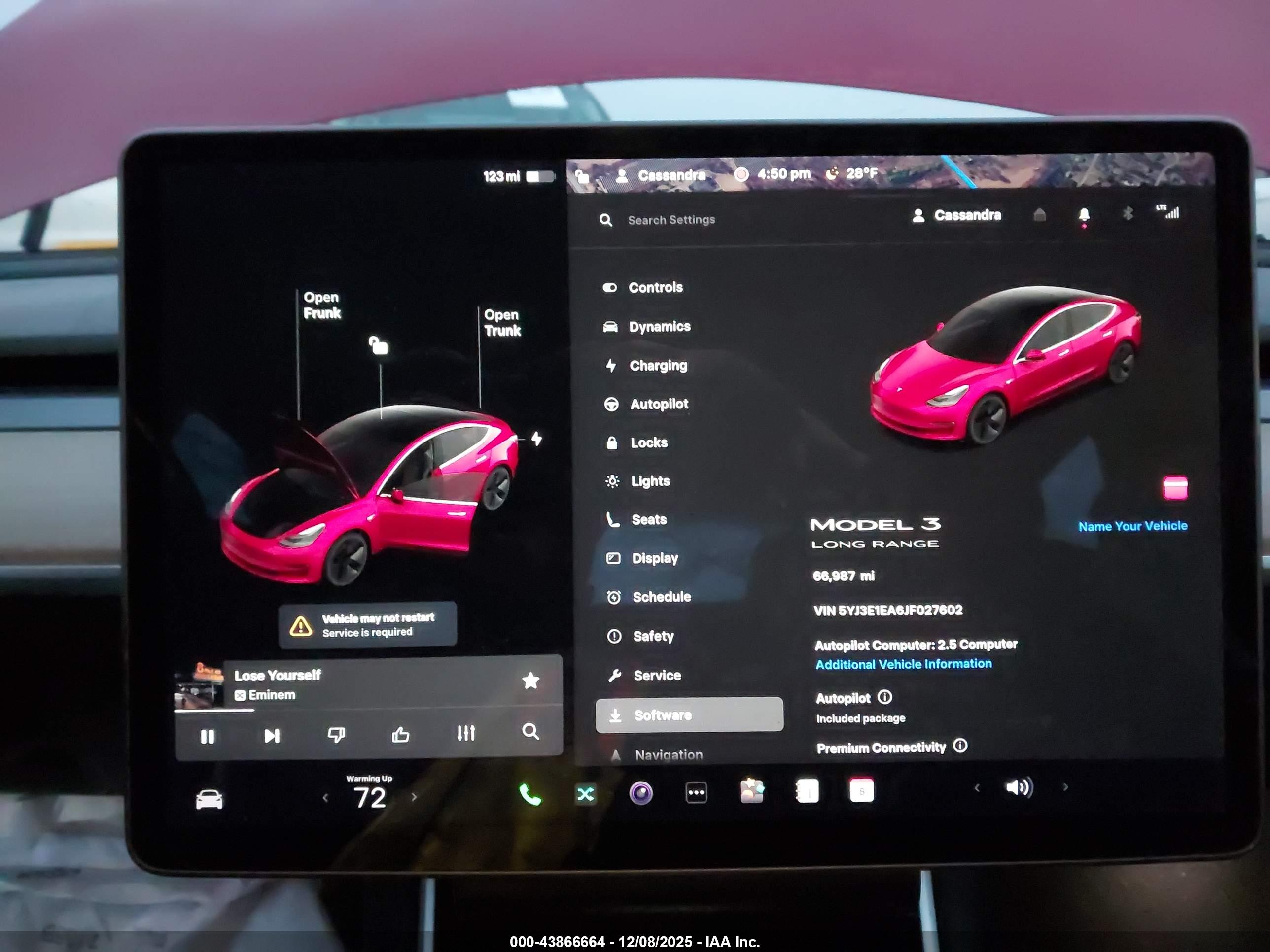 TESLA MODEL image 7