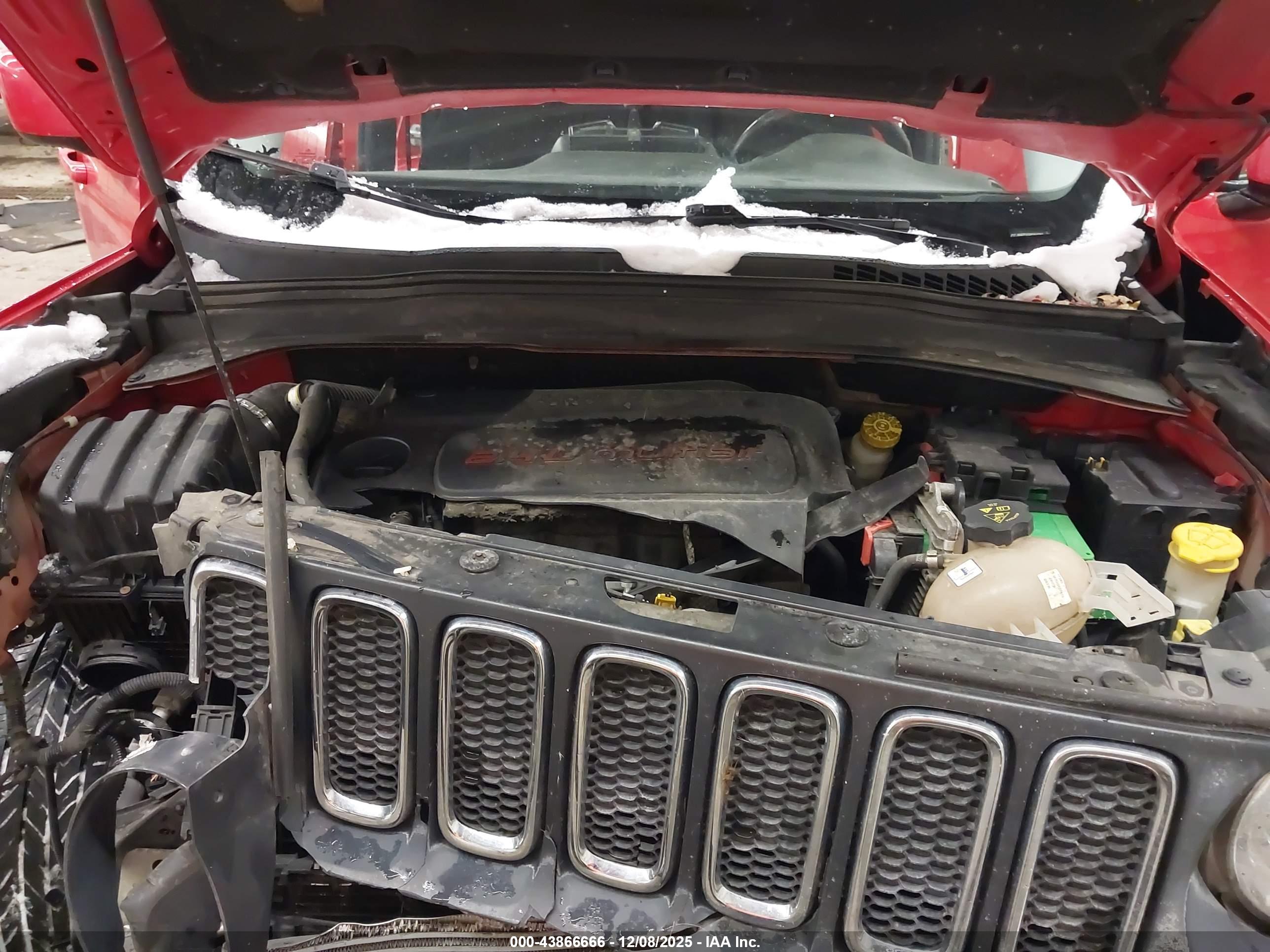 JEEP RENEGADE image 10