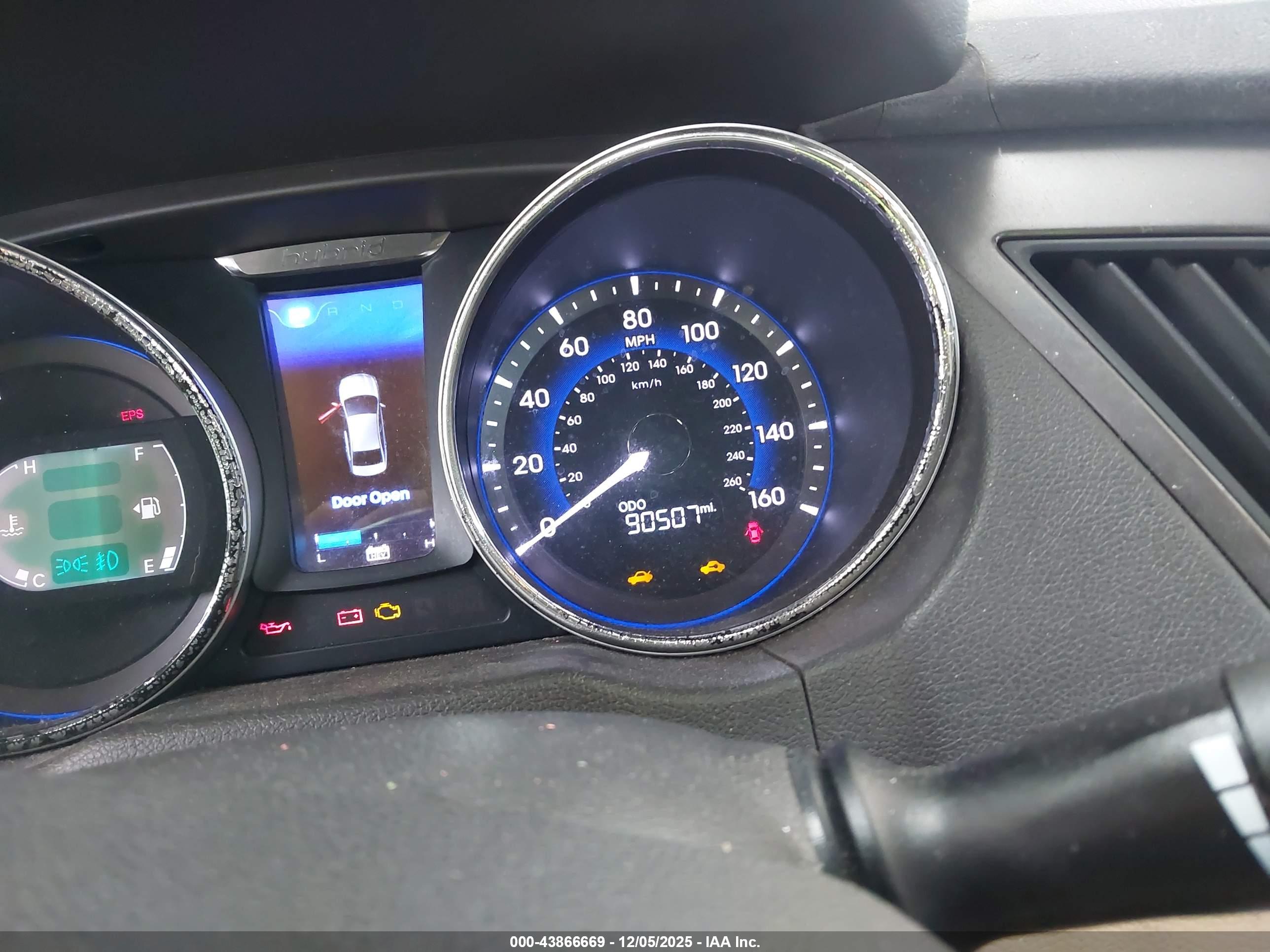 HYUNDAI SONATA image 7