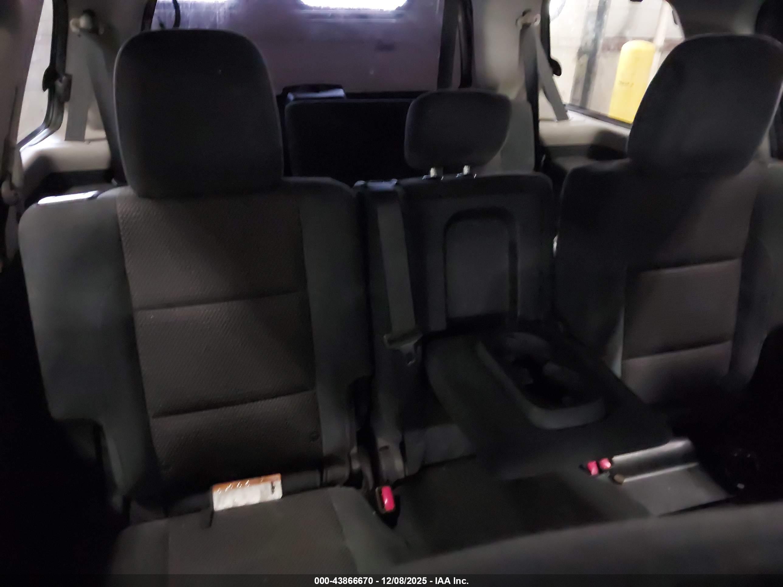 NISSAN ARMADA image 8