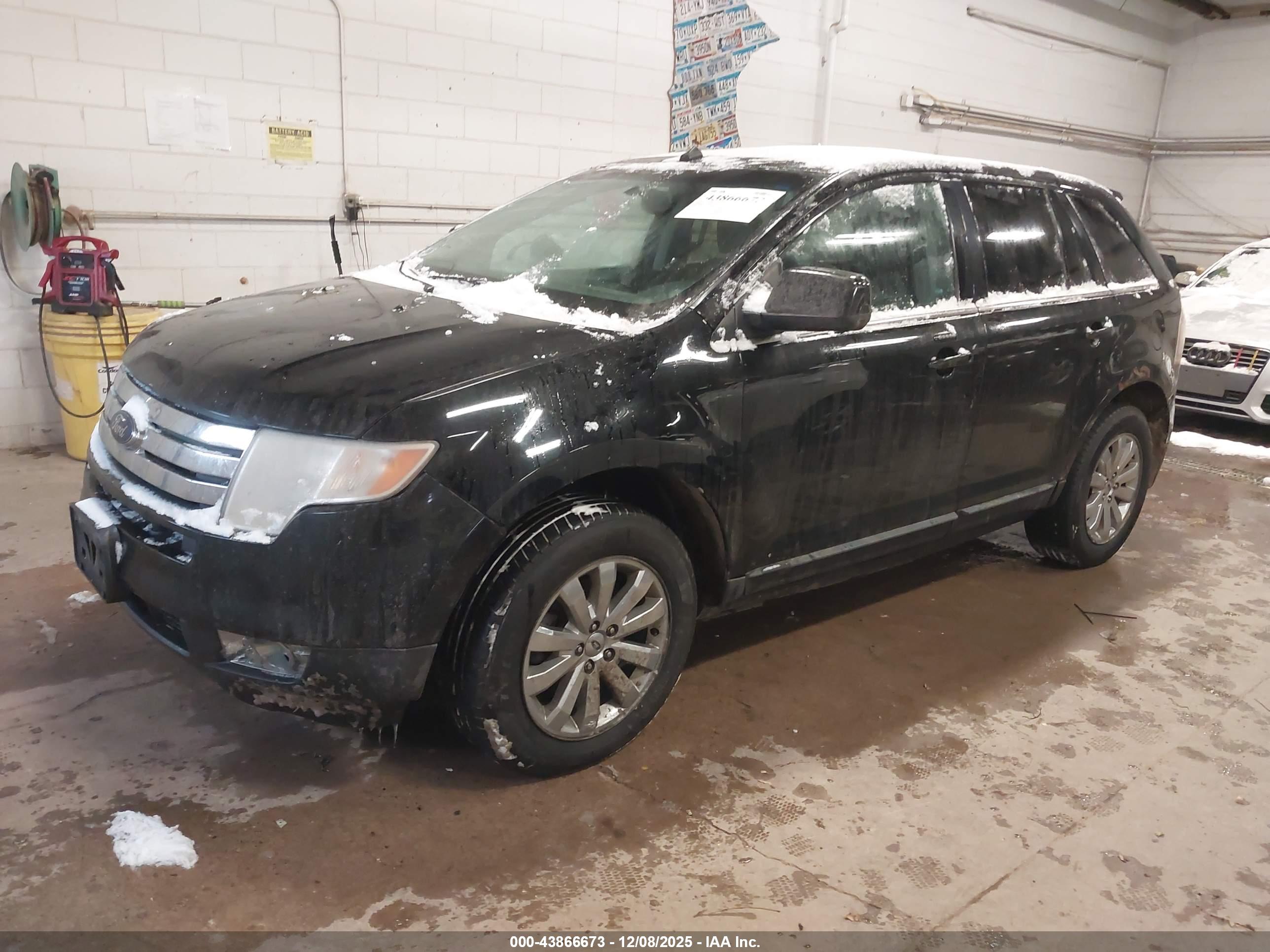 FORD EDGE image 2