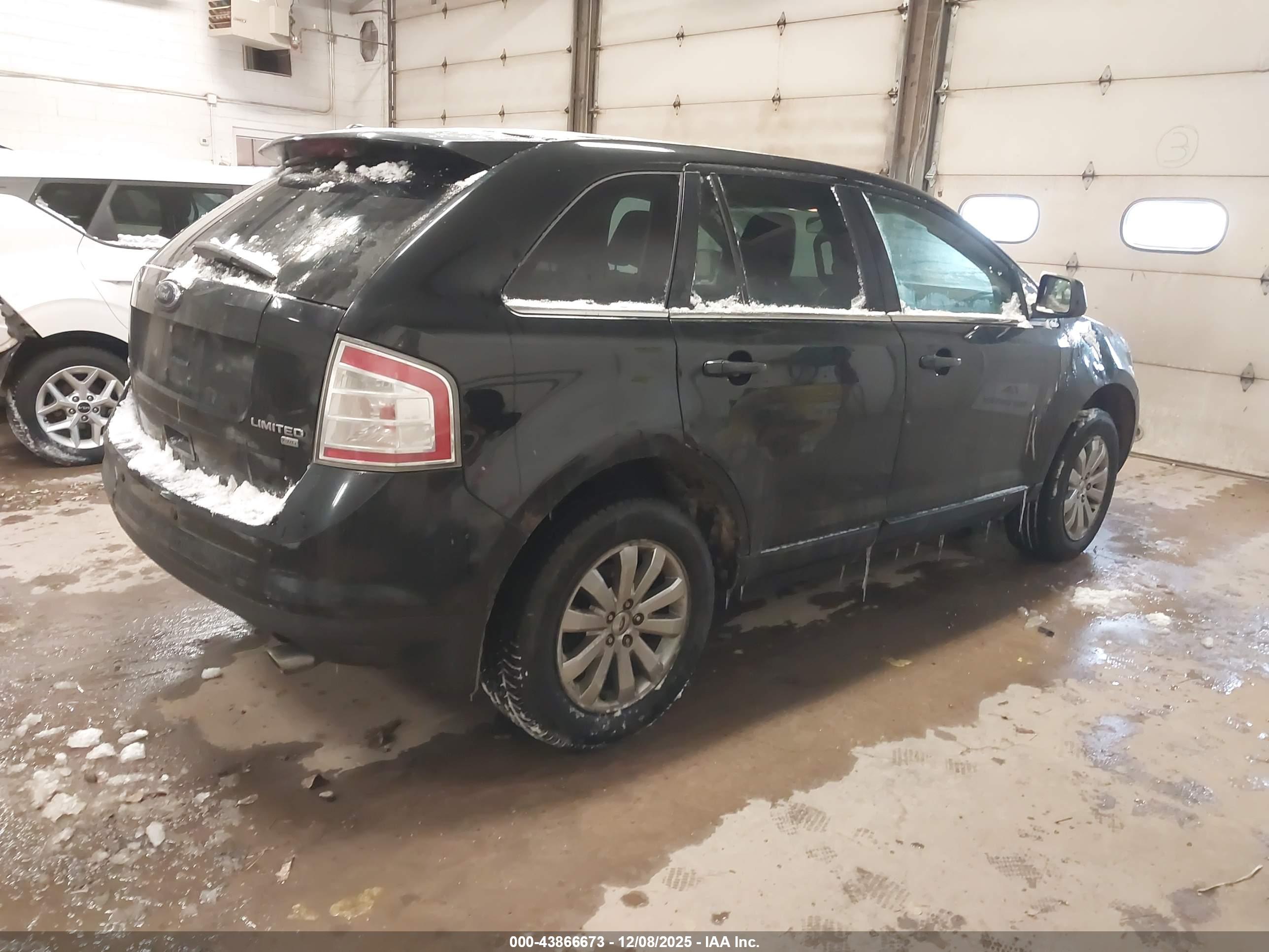 FORD EDGE image 4