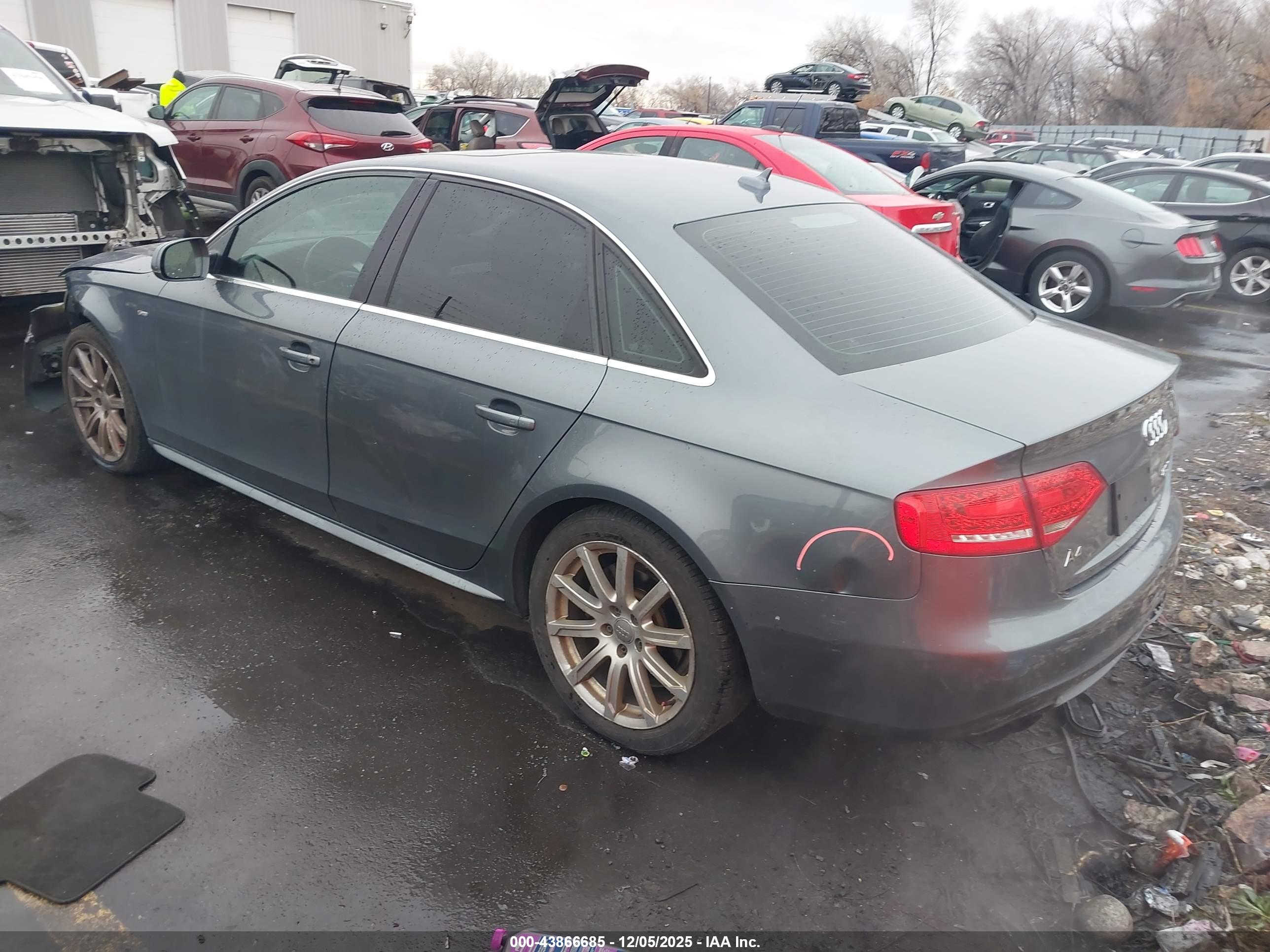 AUDI A4 image 3