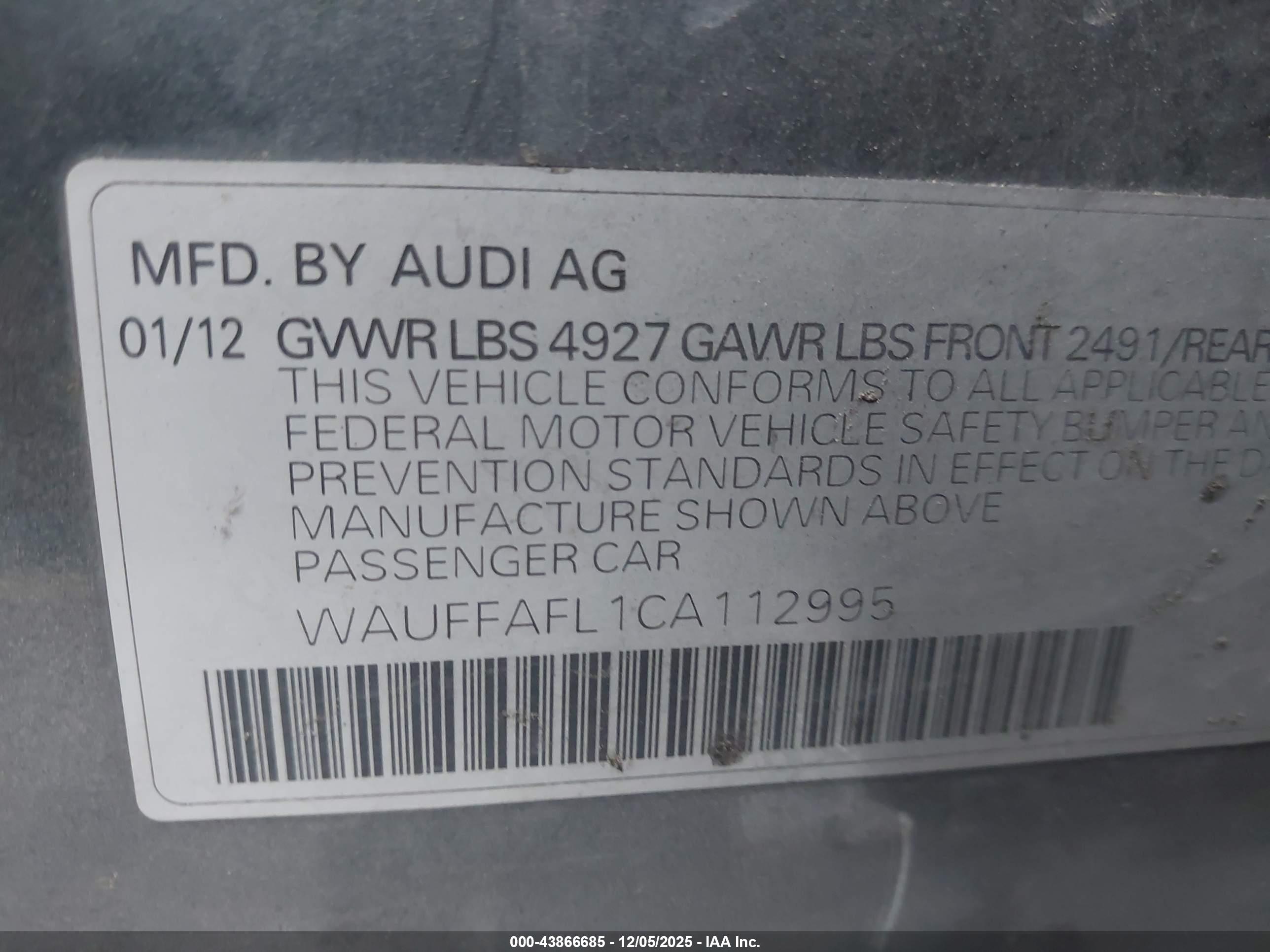 AUDI A4 image 9
