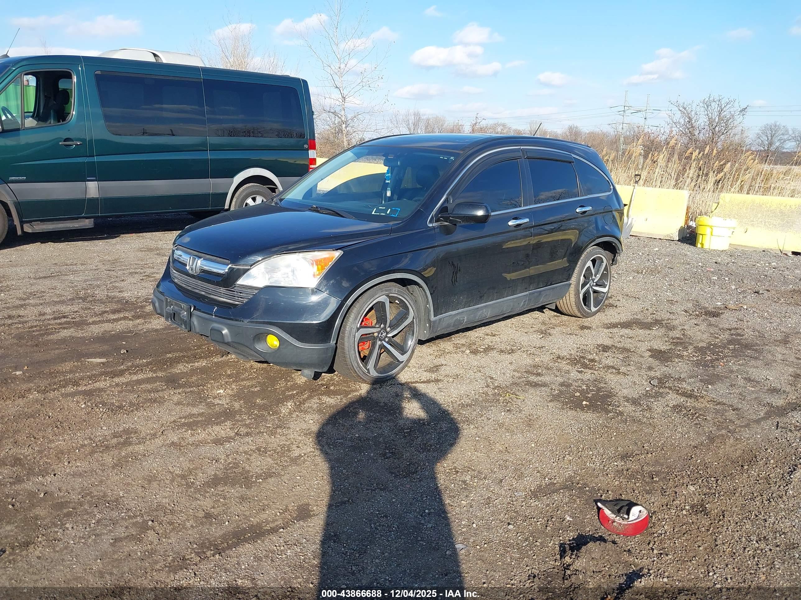 HONDA CR-V image 2