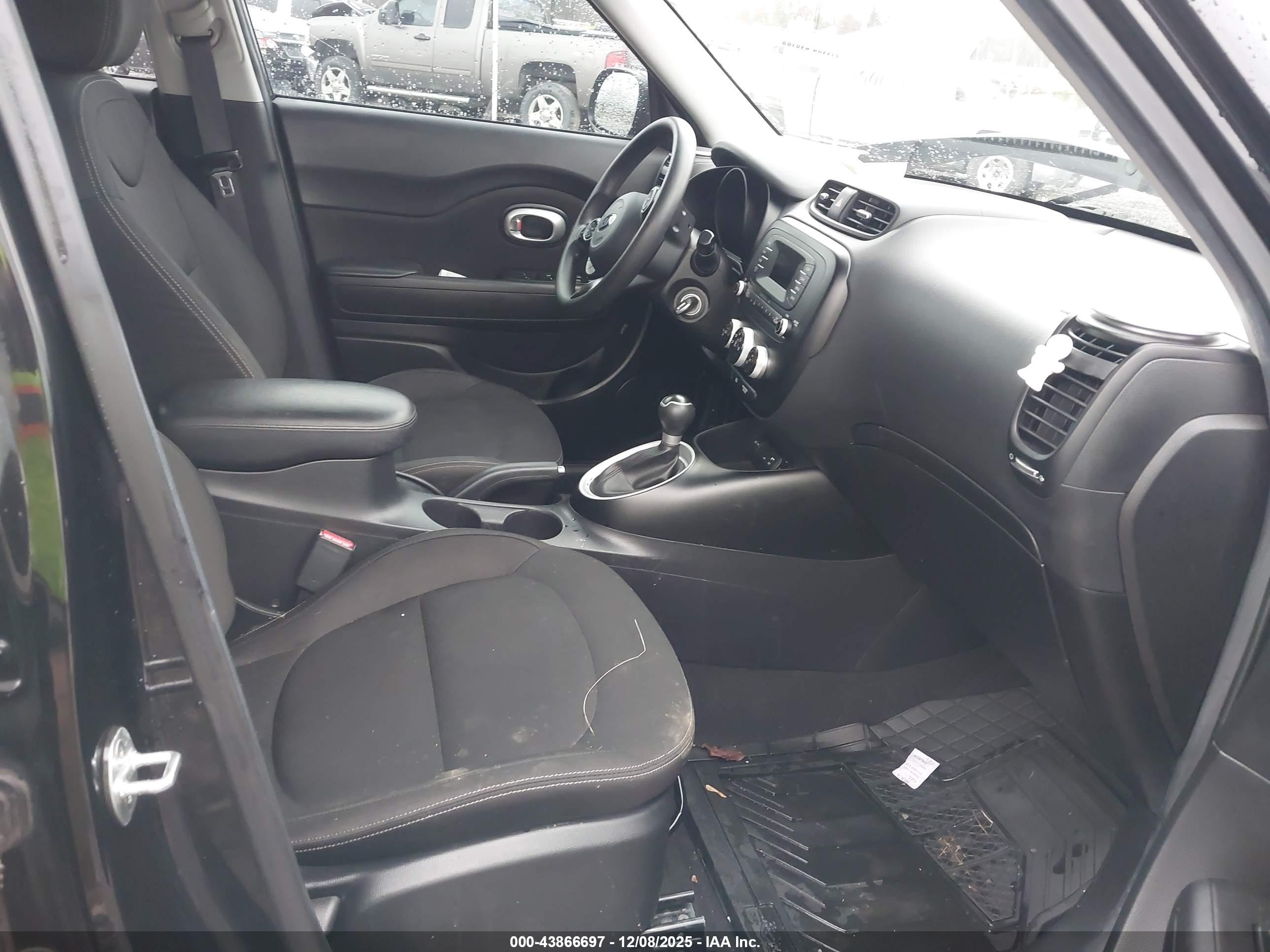 KIA SOUL image 5