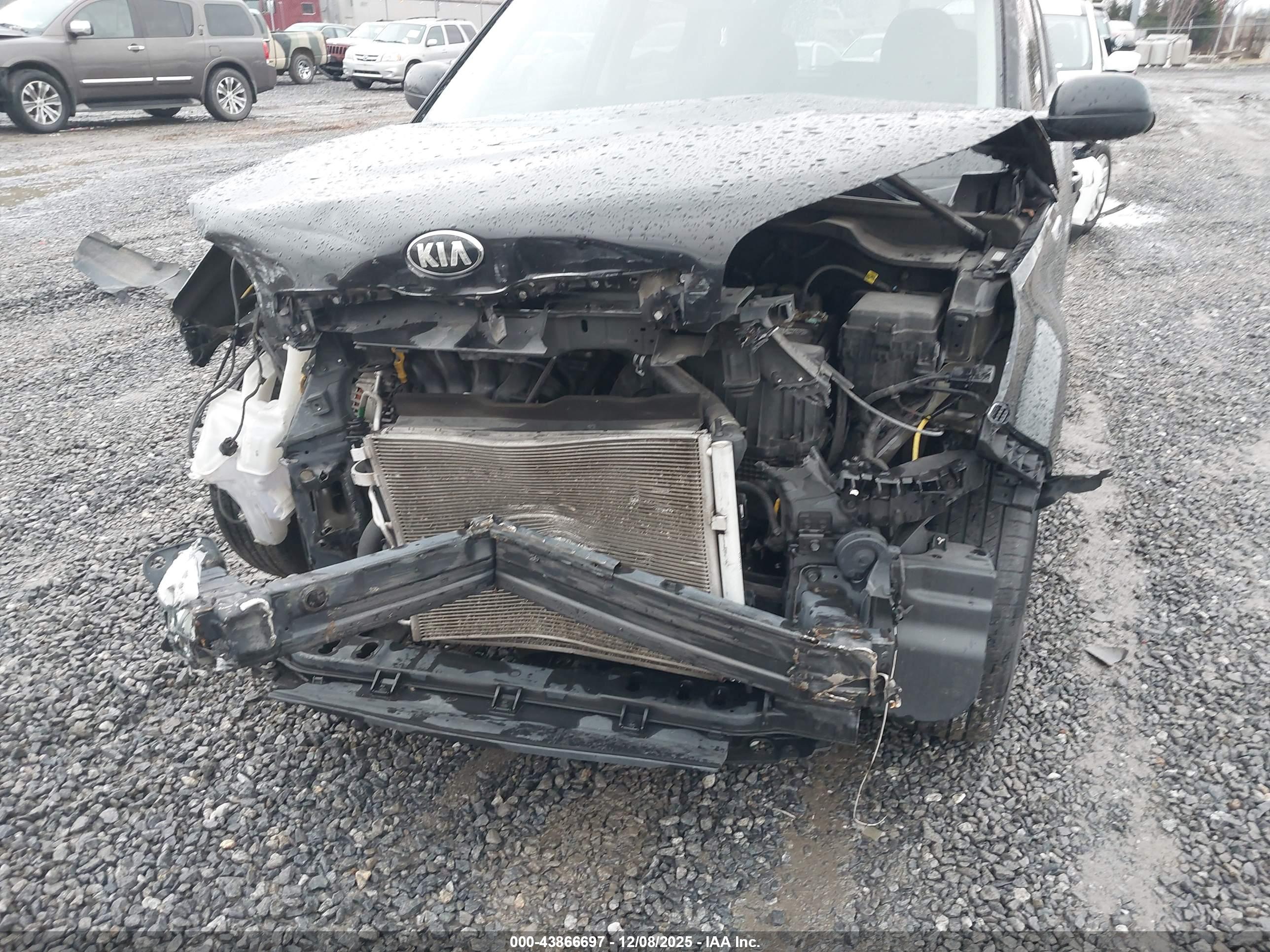 KIA SOUL image 6