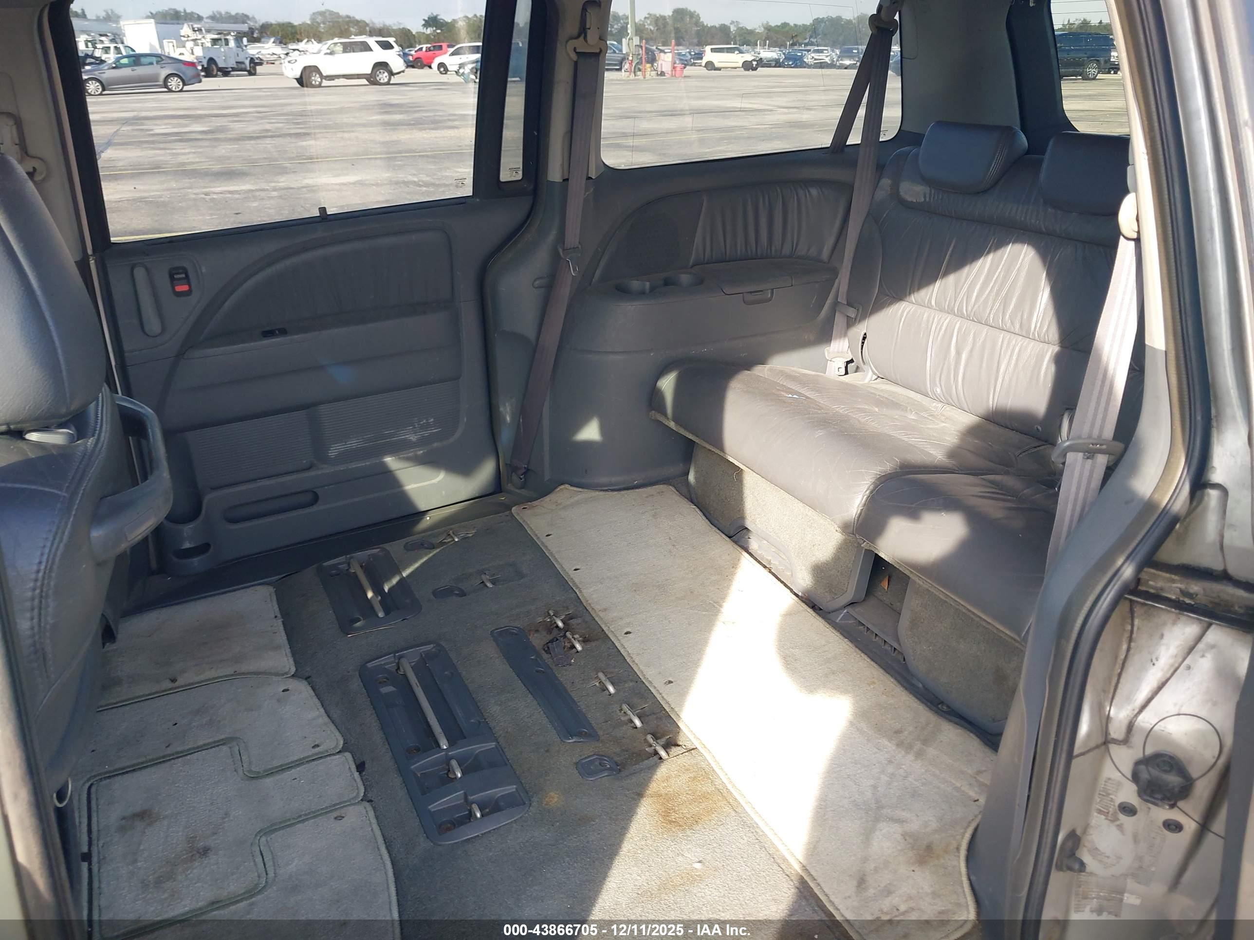 HONDA ODYSSEY image 8