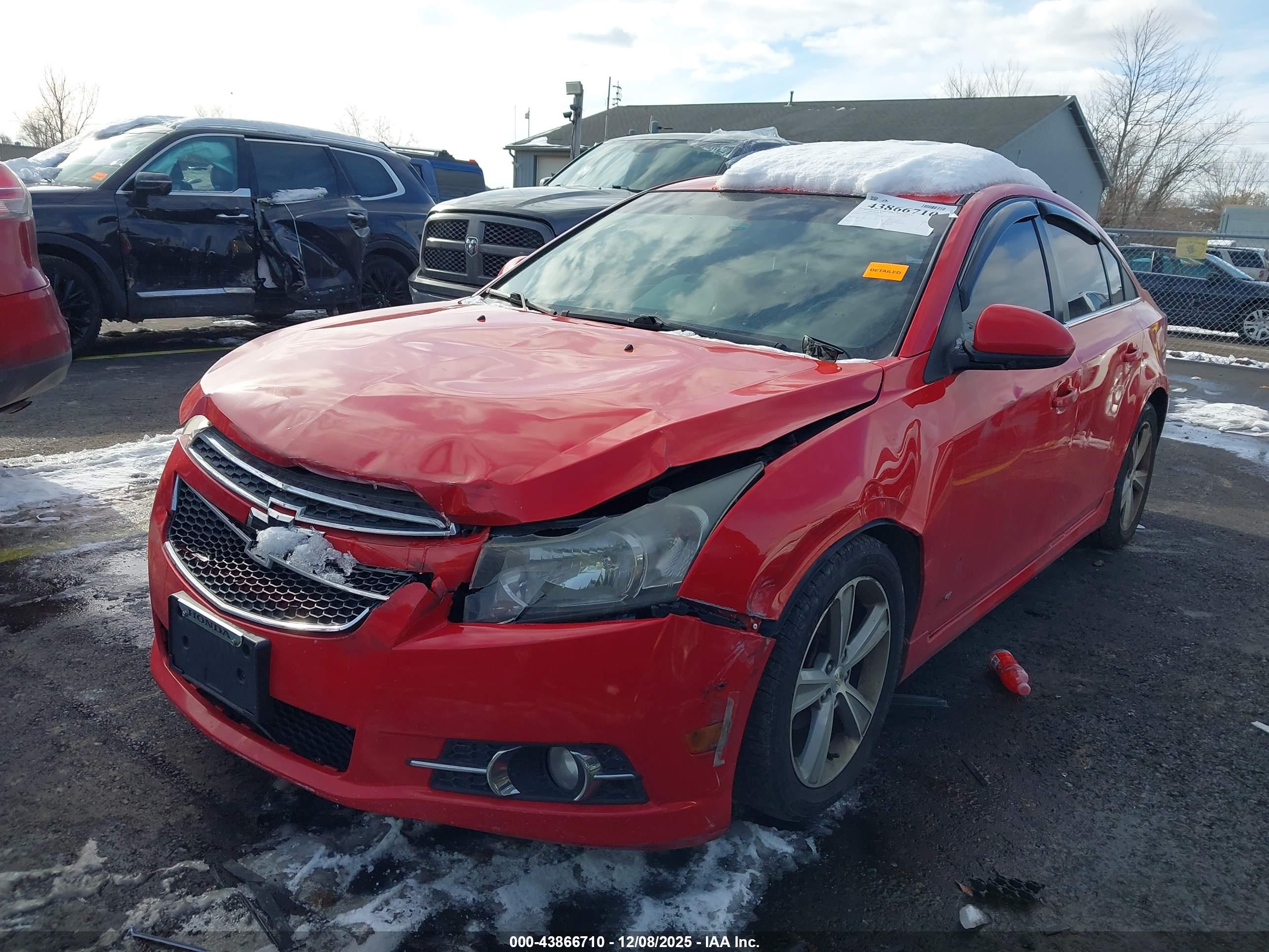 CHEVROLET CRUZE image 2
