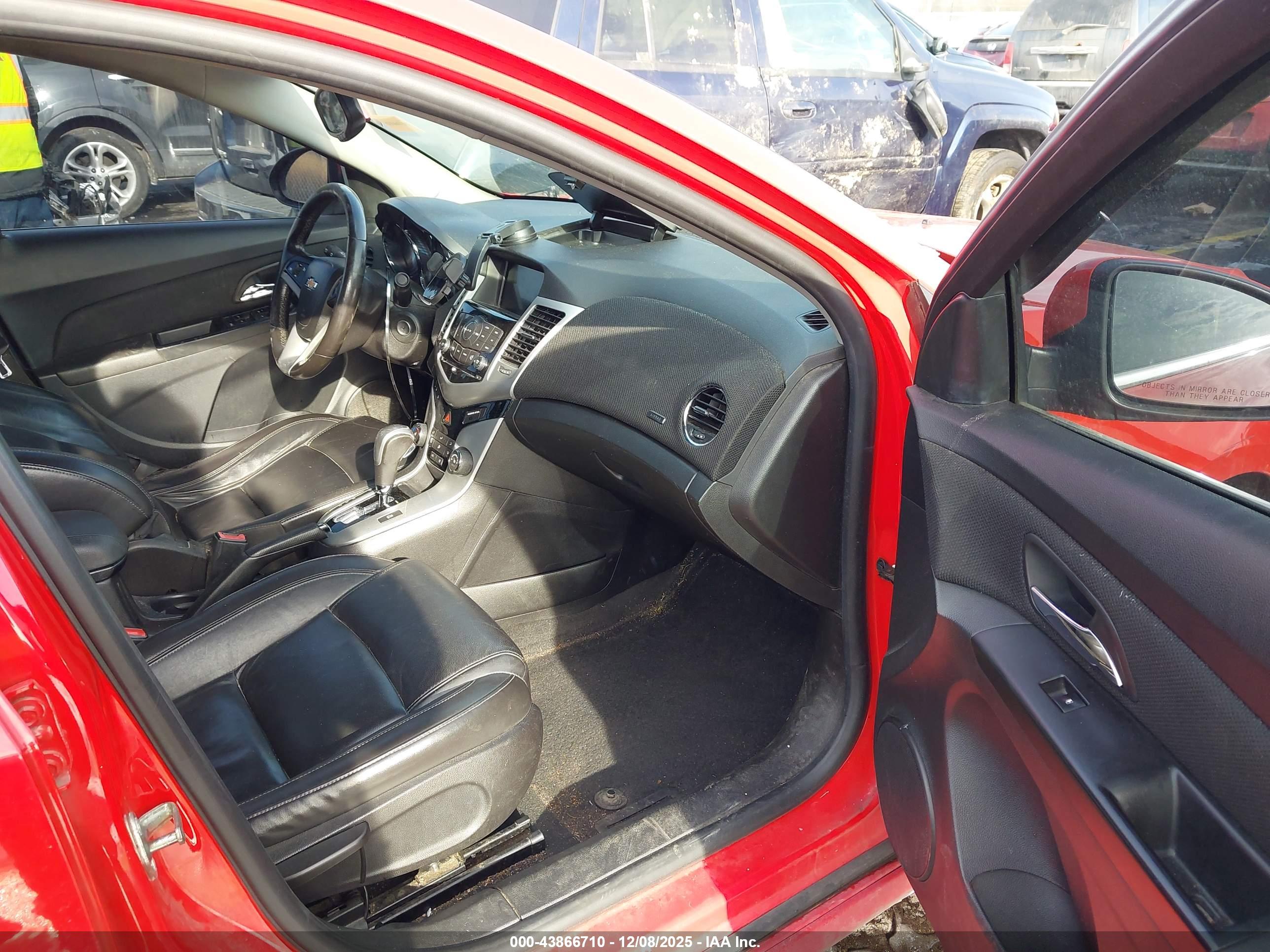 CHEVROLET CRUZE image 5