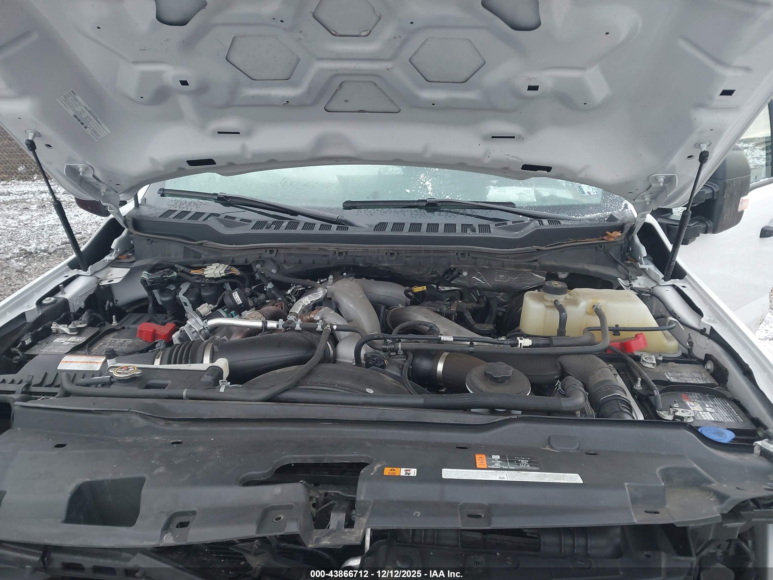FORD F-350 image 10