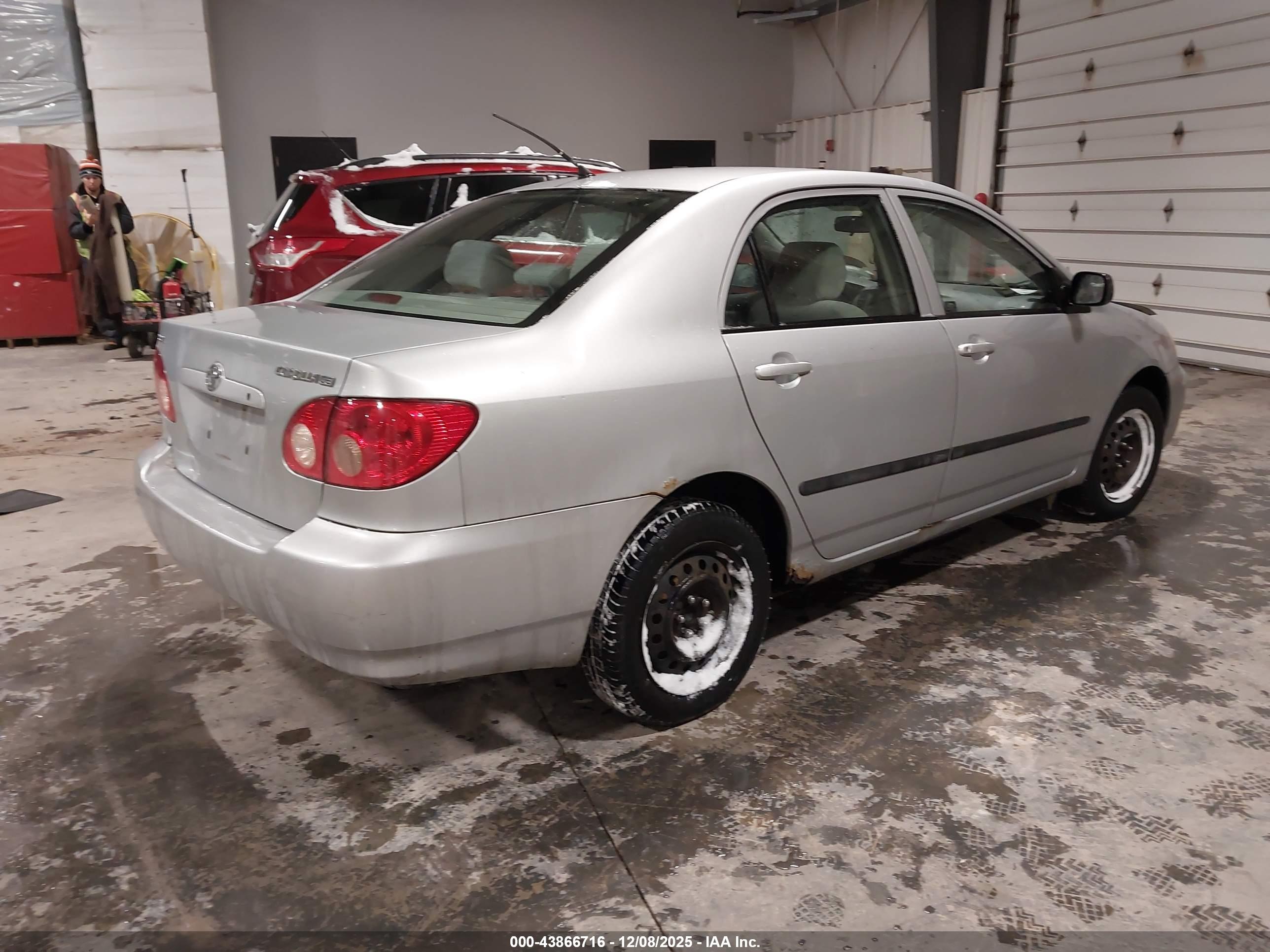 TOYOTA COROLLA image 4