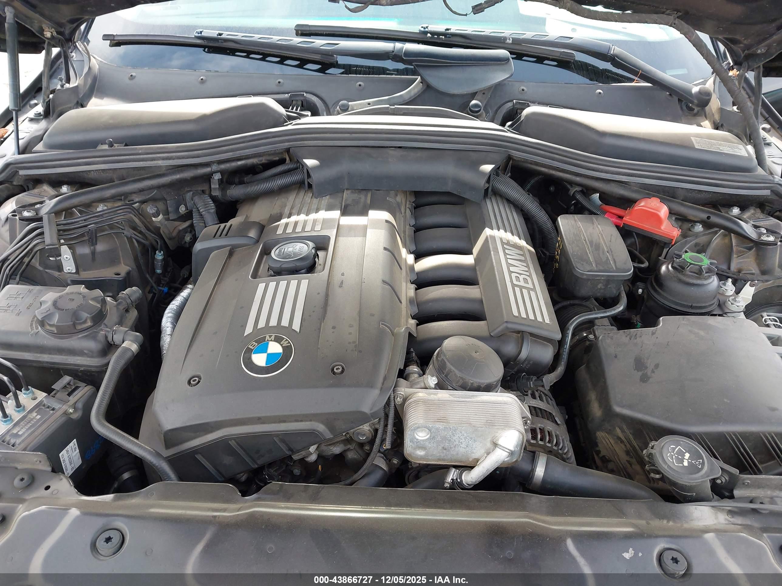 BMW 528I image 10