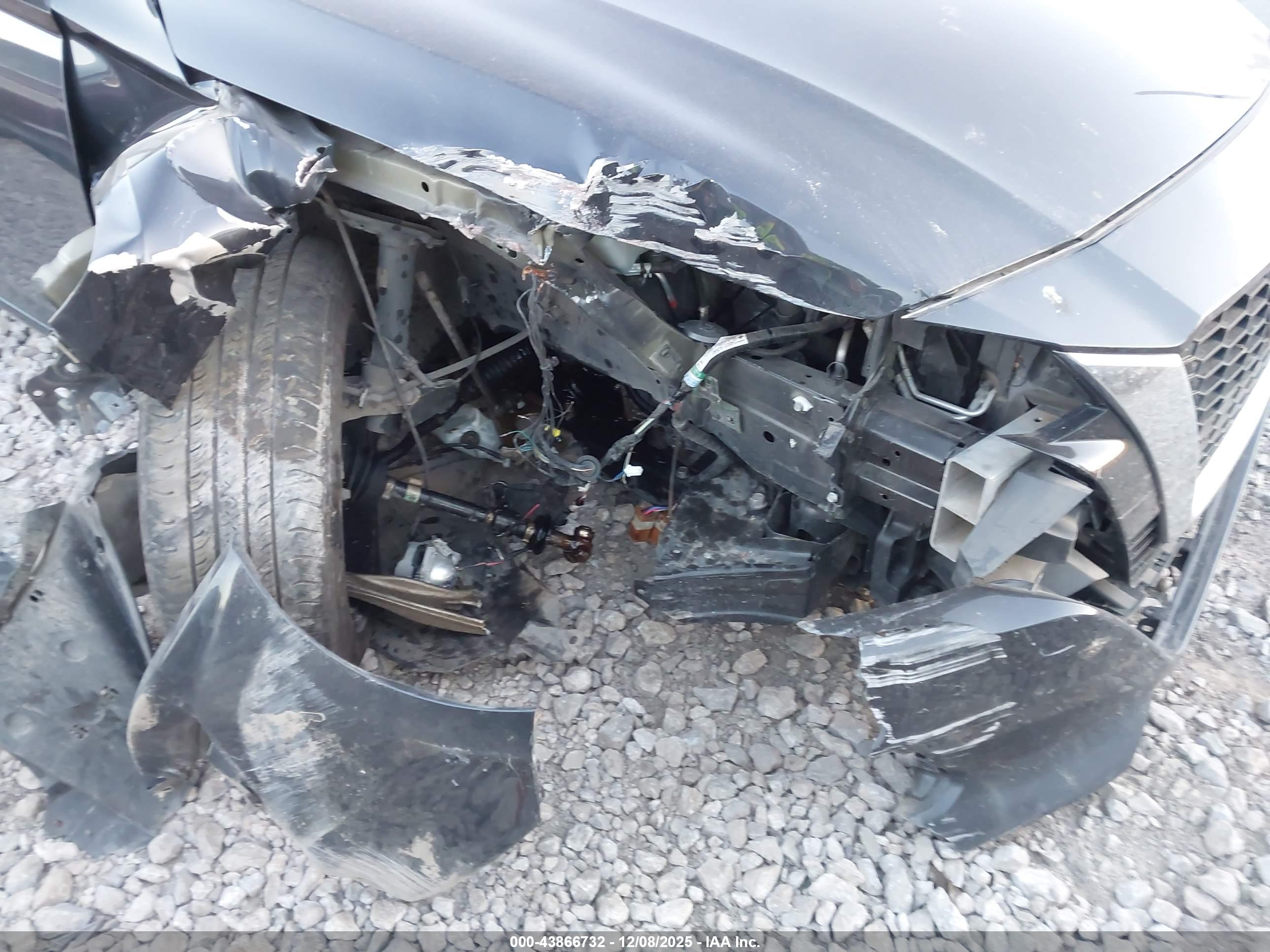 NISSAN ALTIMA image 6