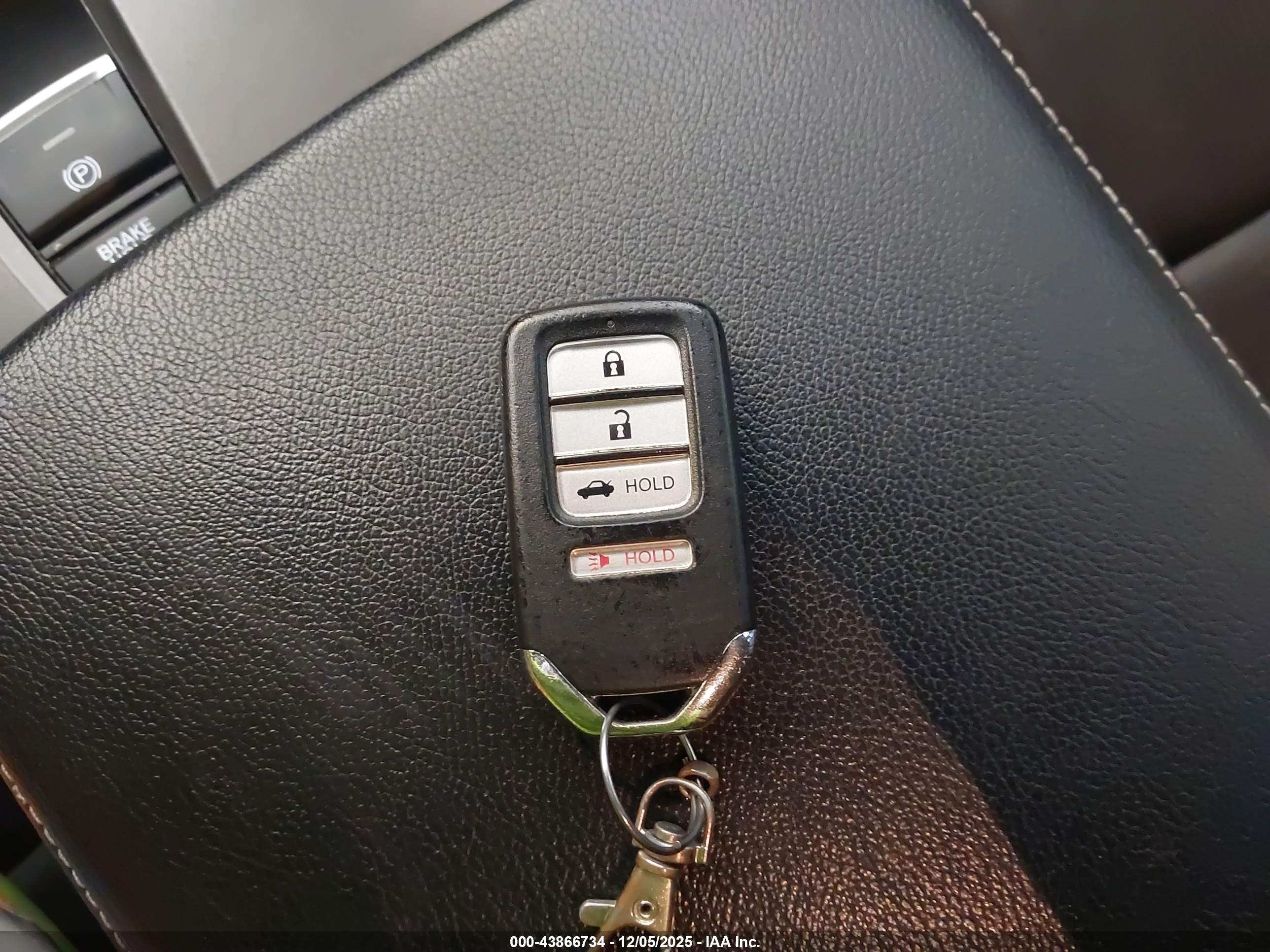 HONDA ACCORD image 11