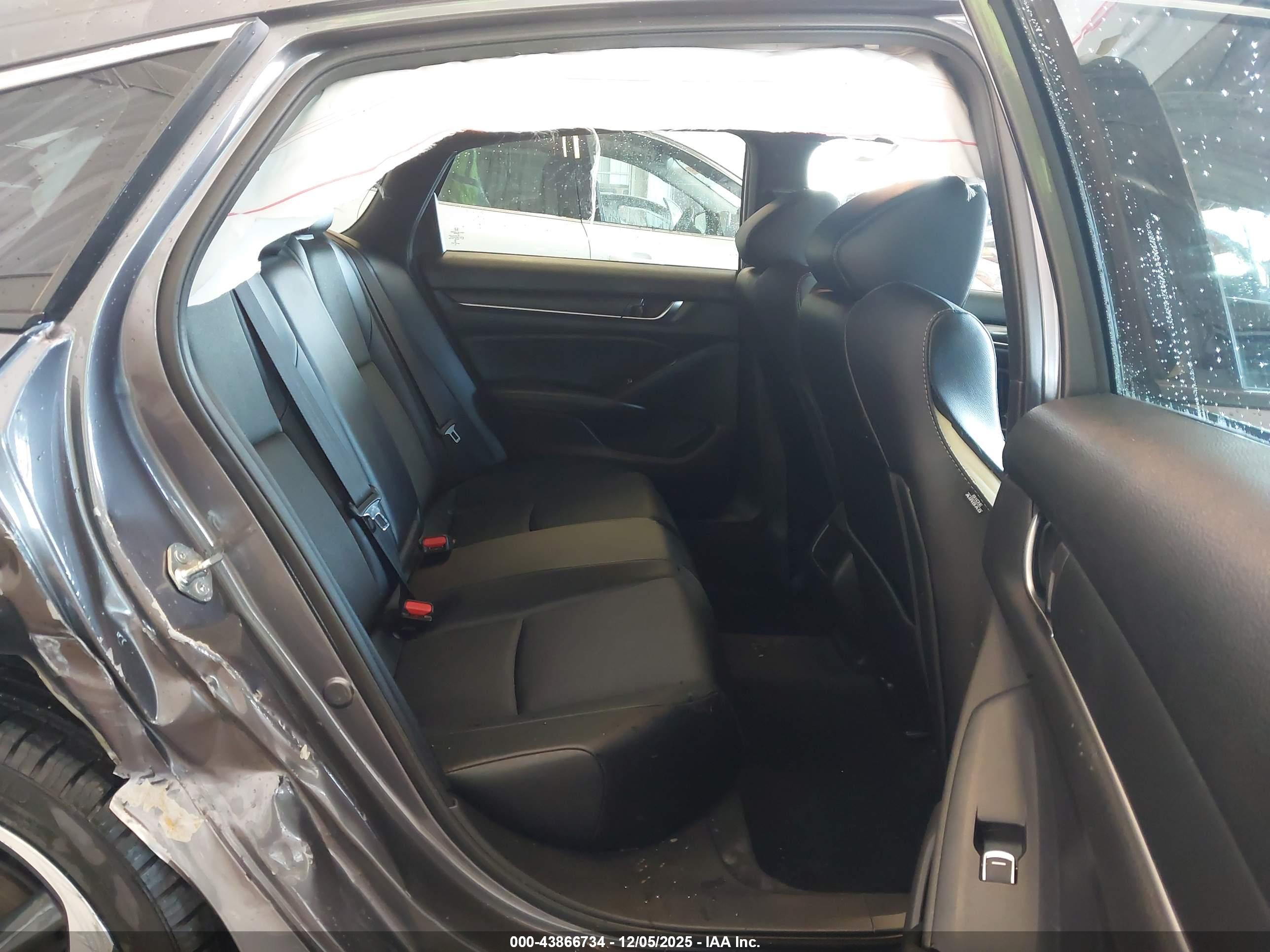 HONDA ACCORD image 8