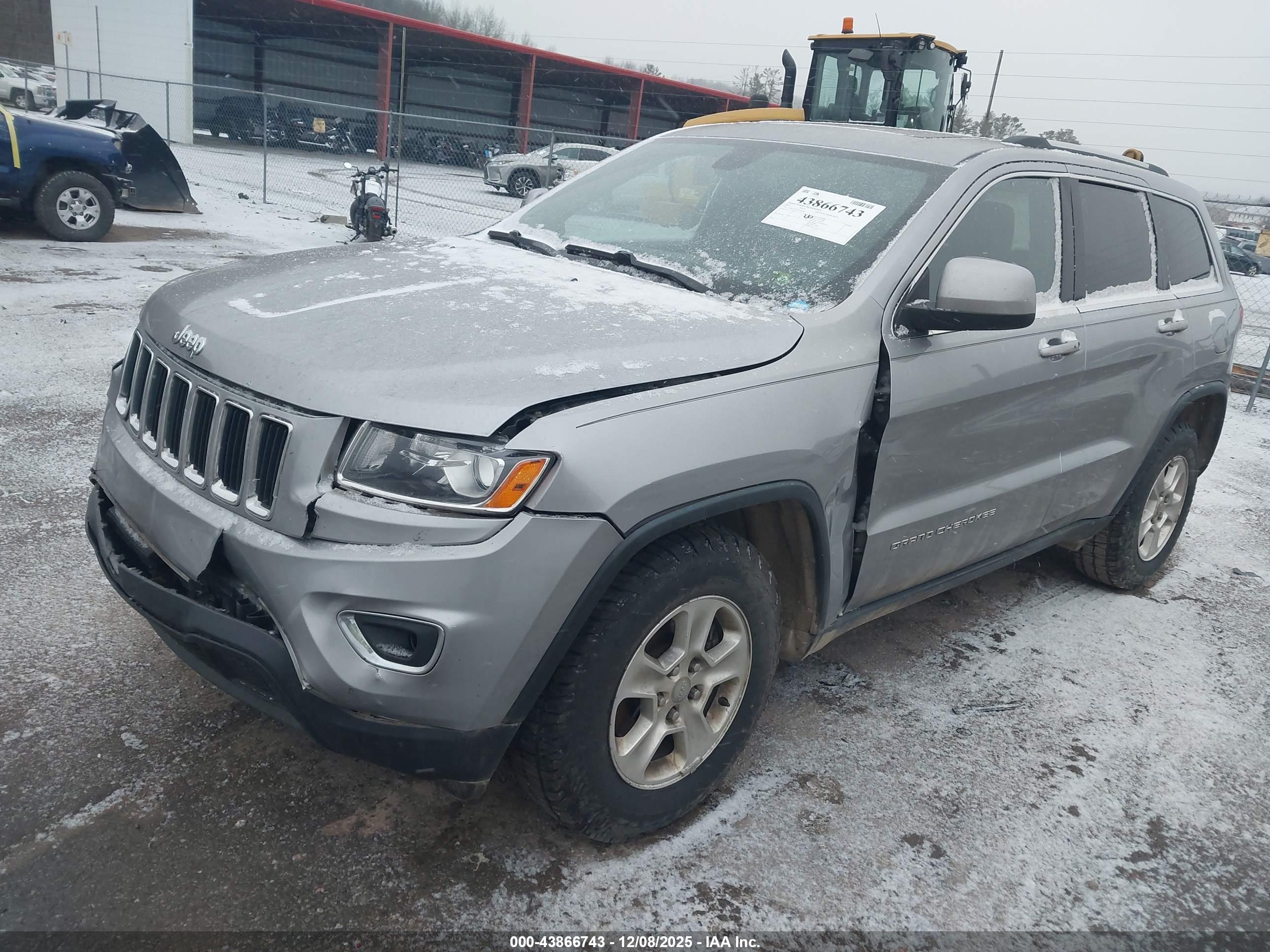 JEEP GRAND image 2