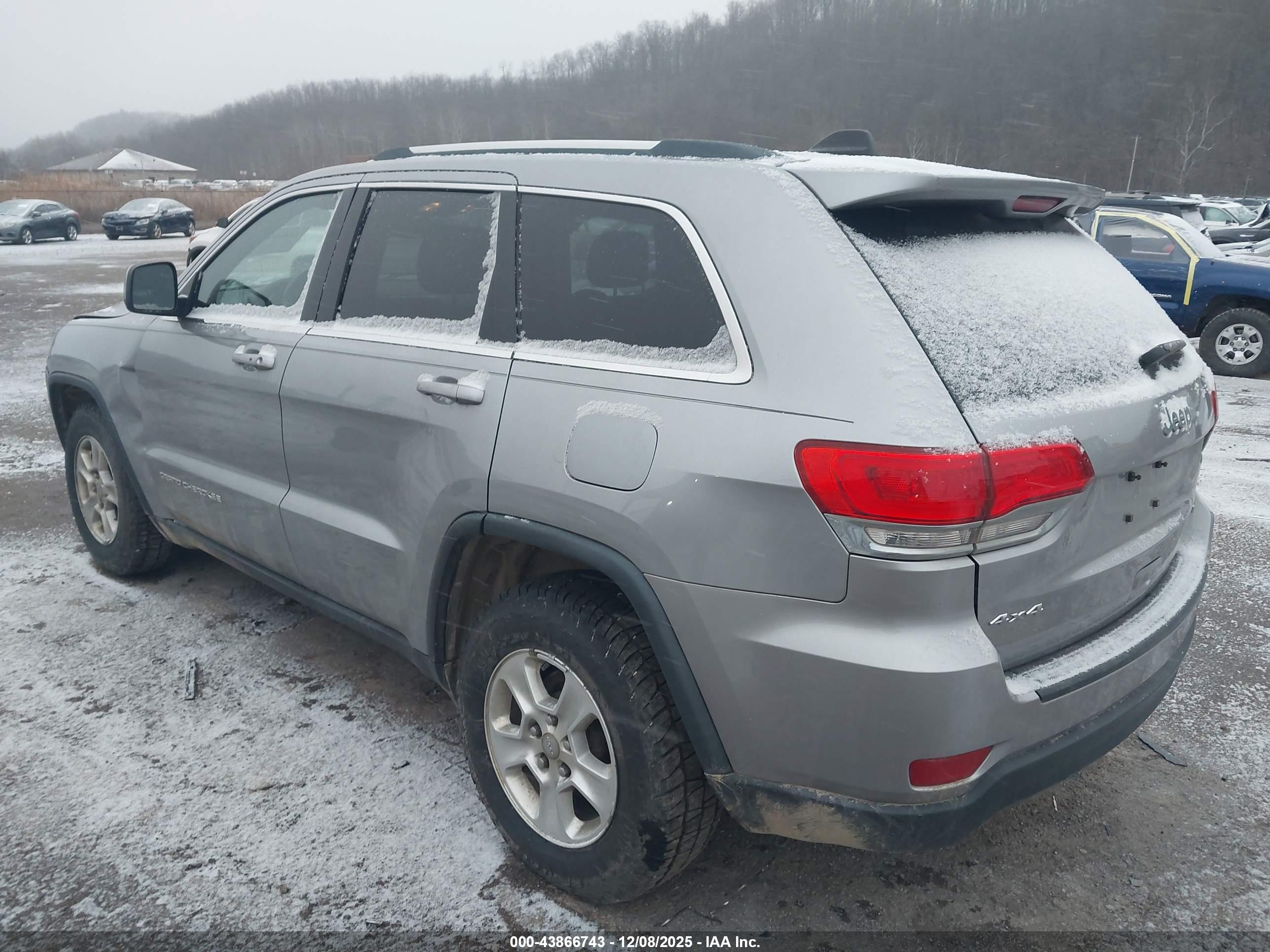 JEEP GRAND image 3