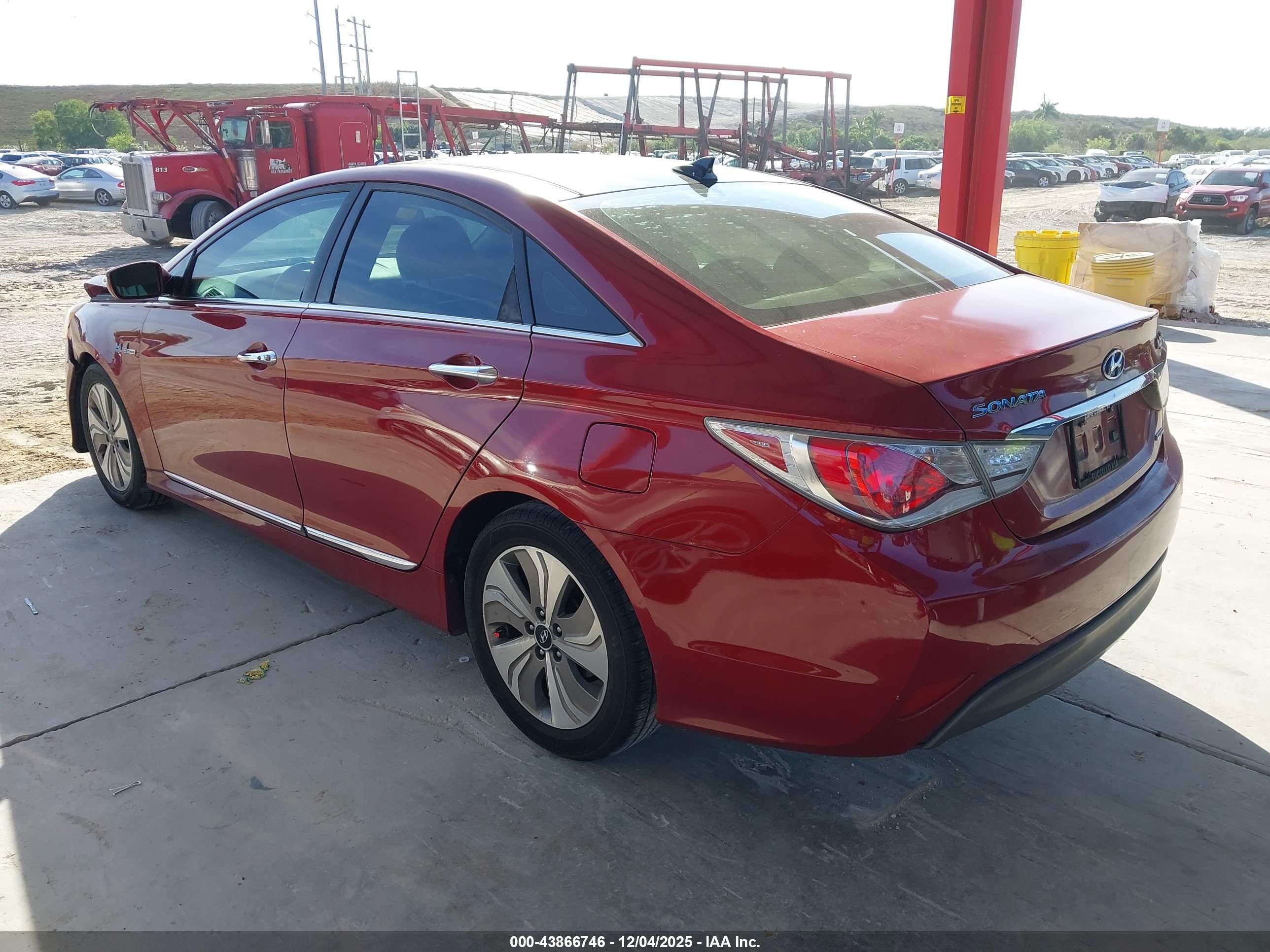 HYUNDAI SONATA image 3