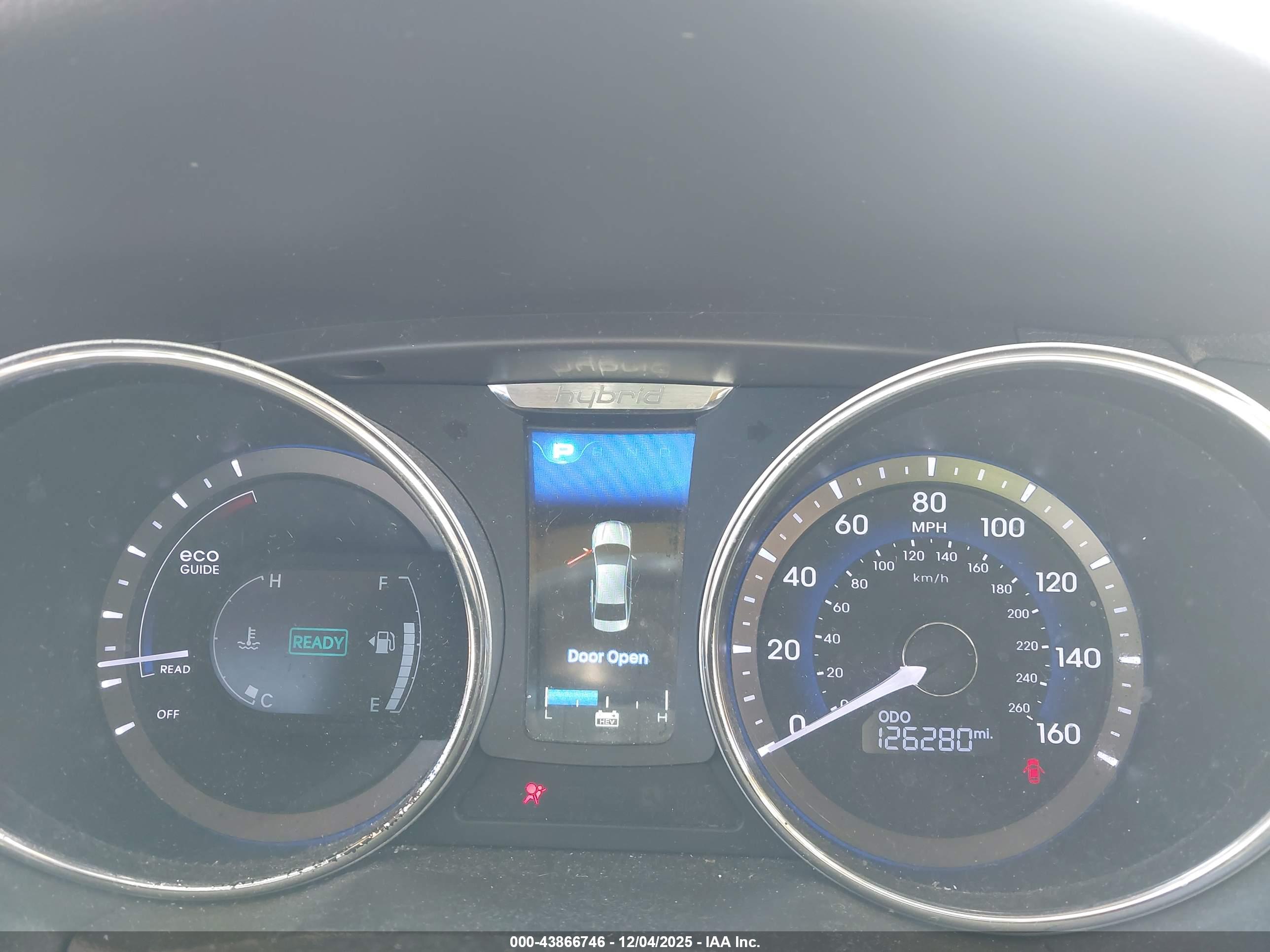 HYUNDAI SONATA image 7