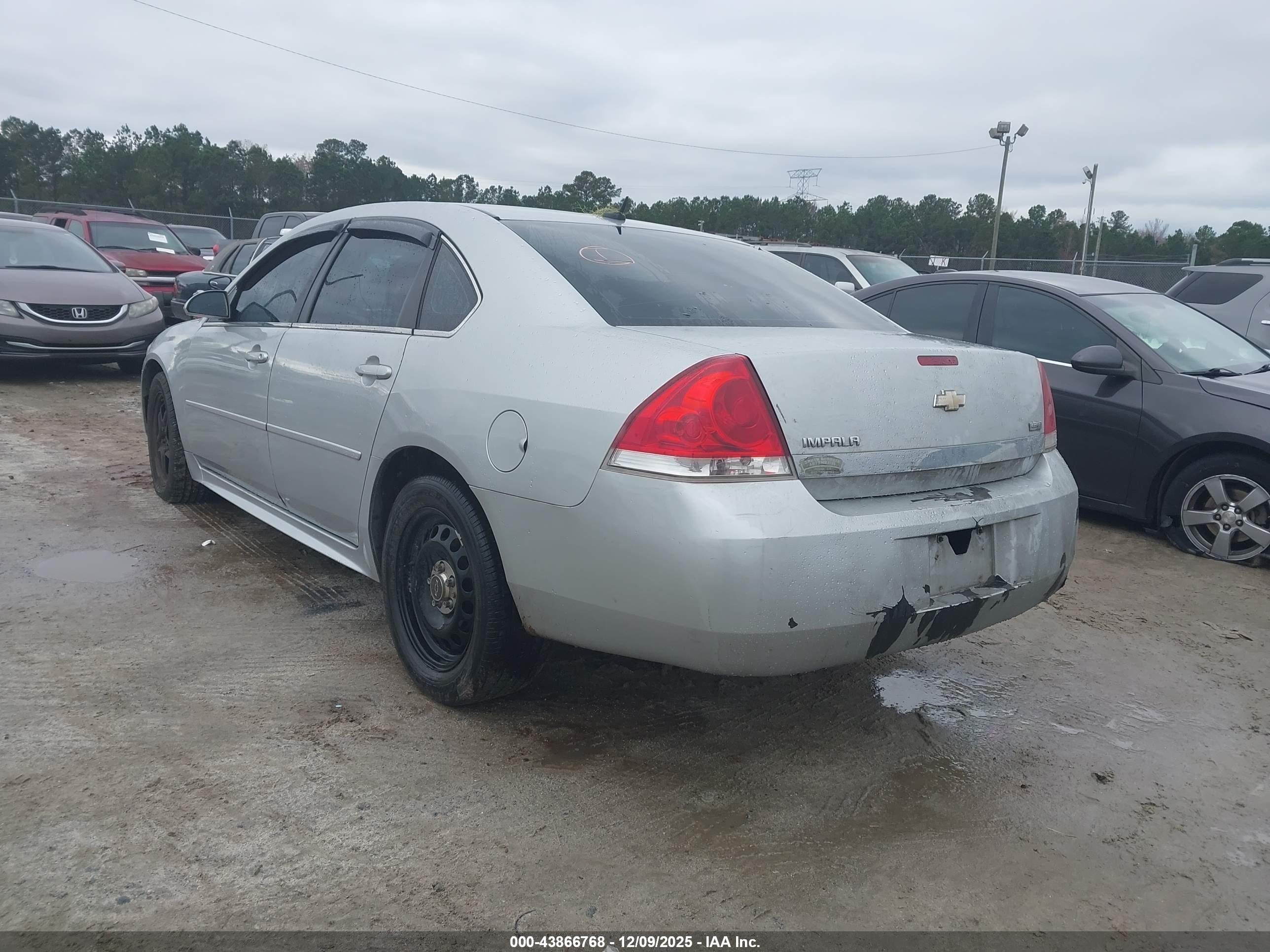 CHEVROLET IMPALA image 3