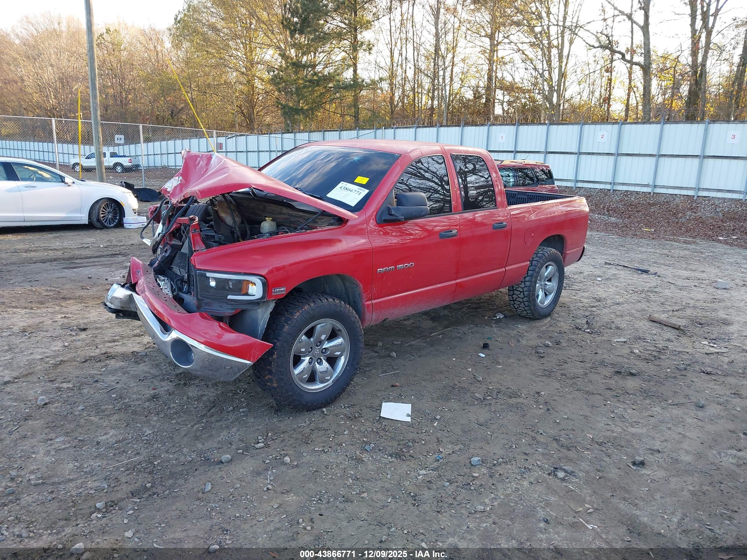 DODGE RAM image 2