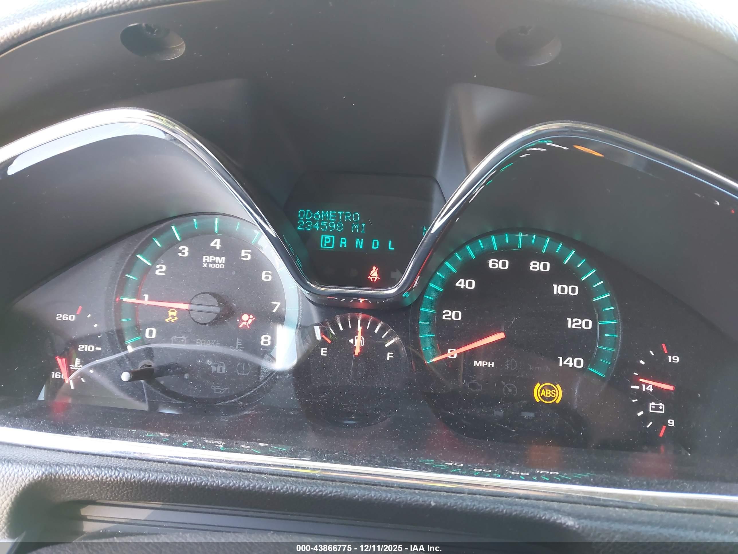 CHEVROLET TRAVERSE image 7