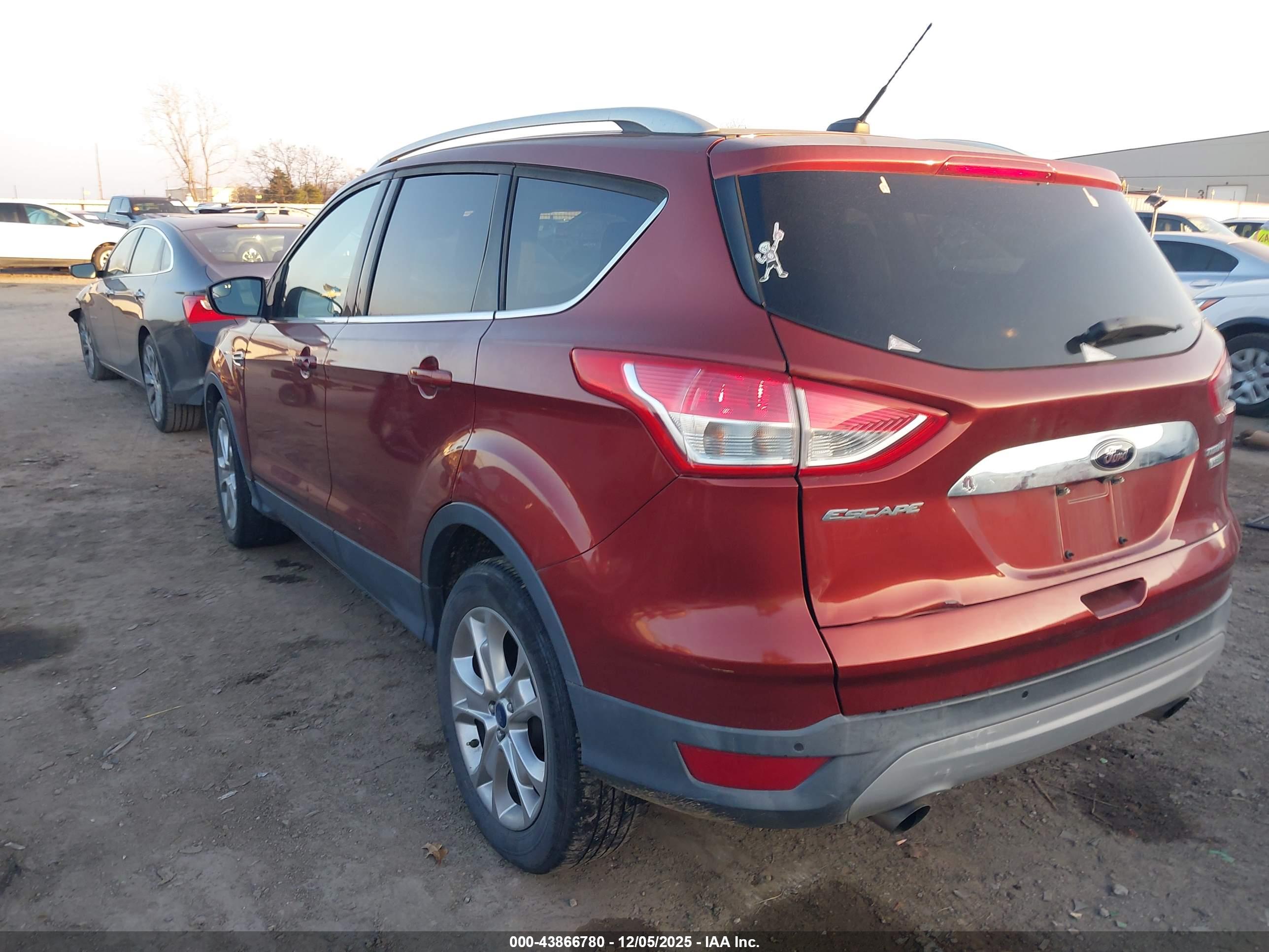 FORD ESCAPE image 3
