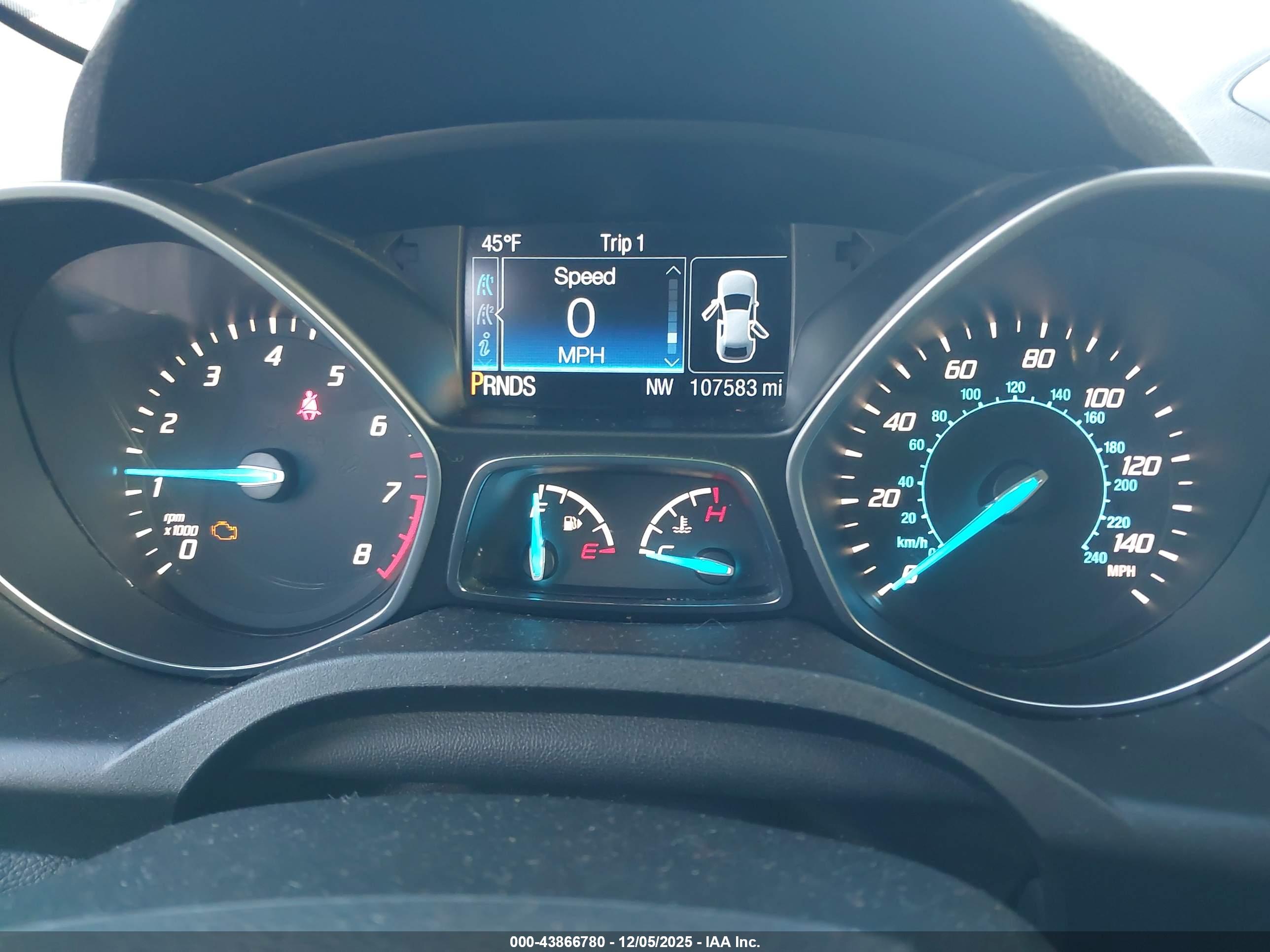 FORD ESCAPE image 7