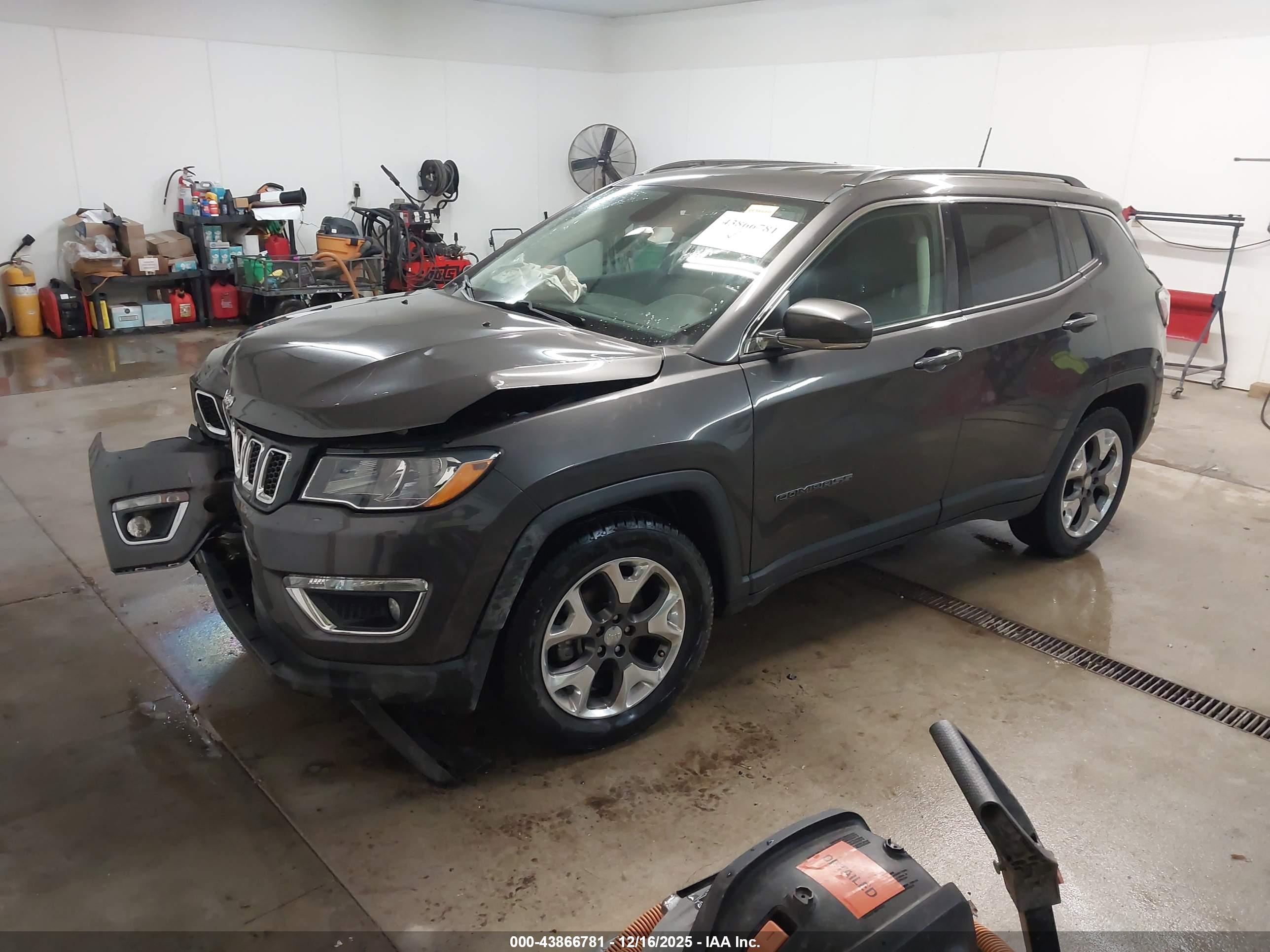 JEEP COMPASS image 2