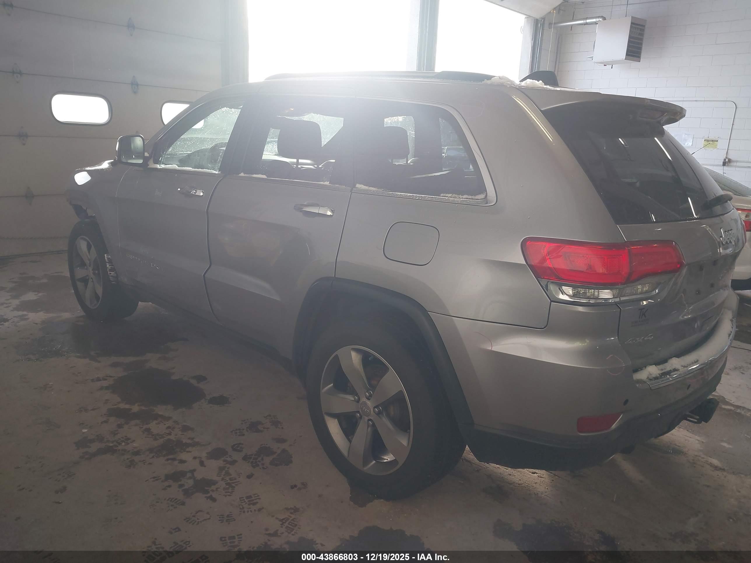 JEEP GRAND image 3
