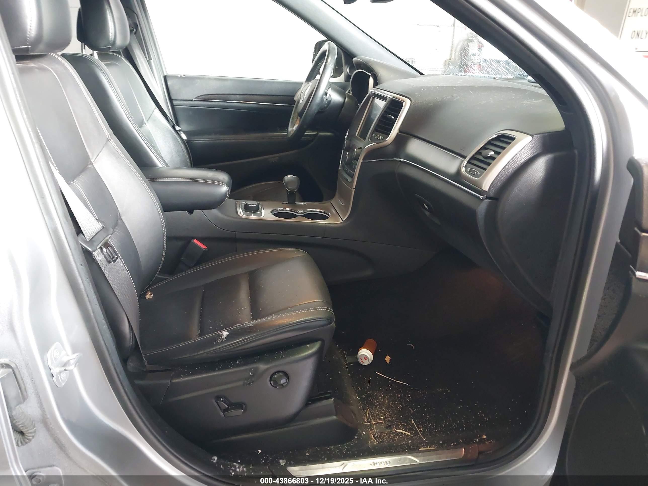 JEEP GRAND image 5