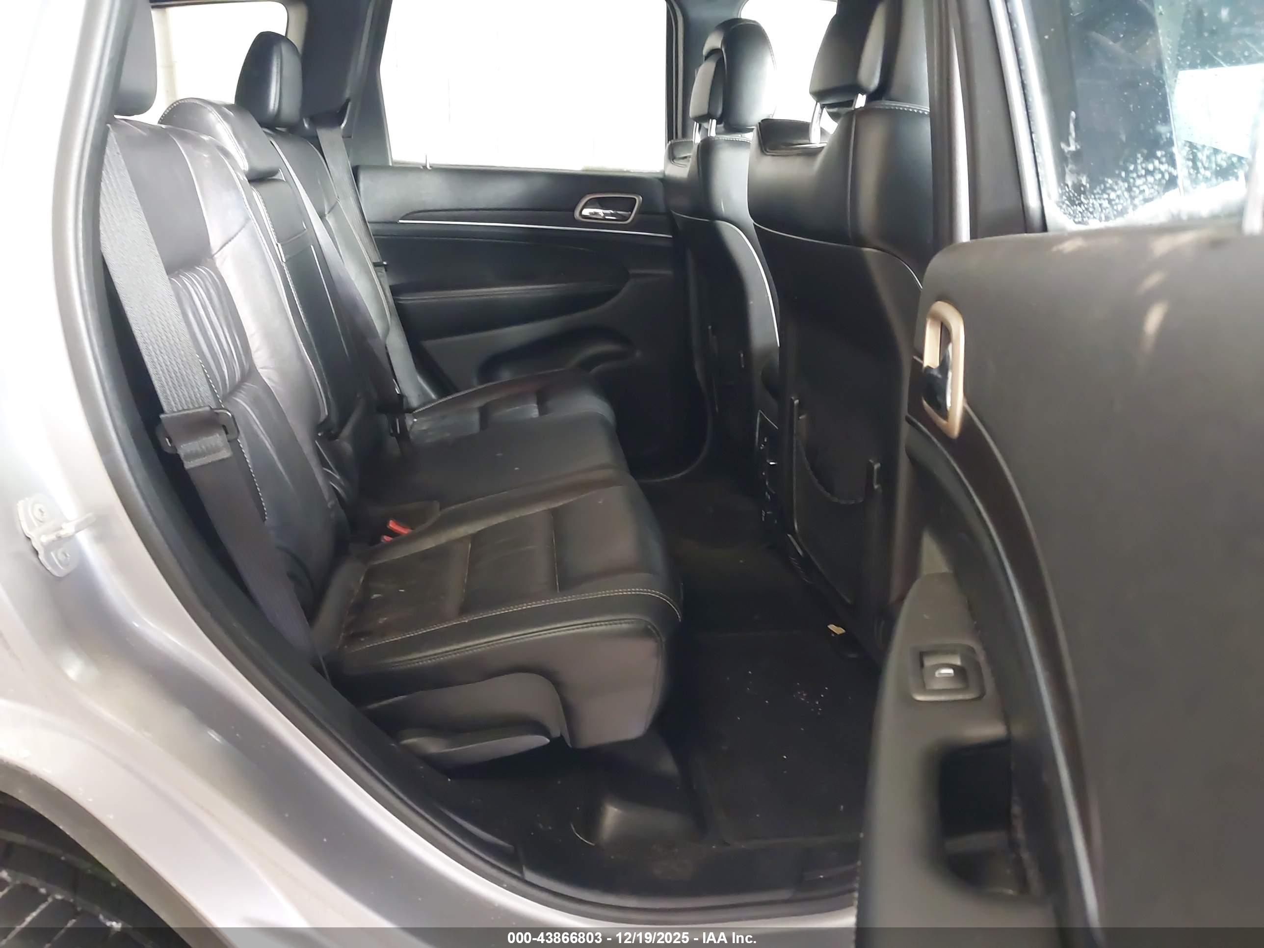 JEEP GRAND image 8