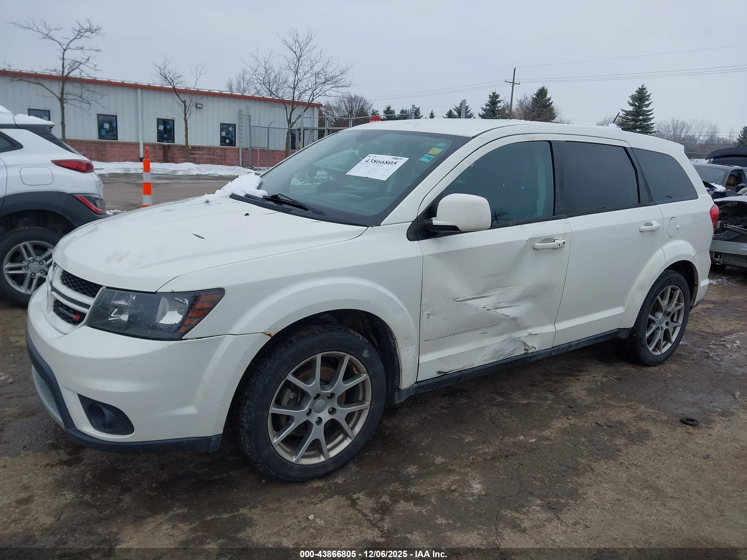 DODGE JOURNEY image 2