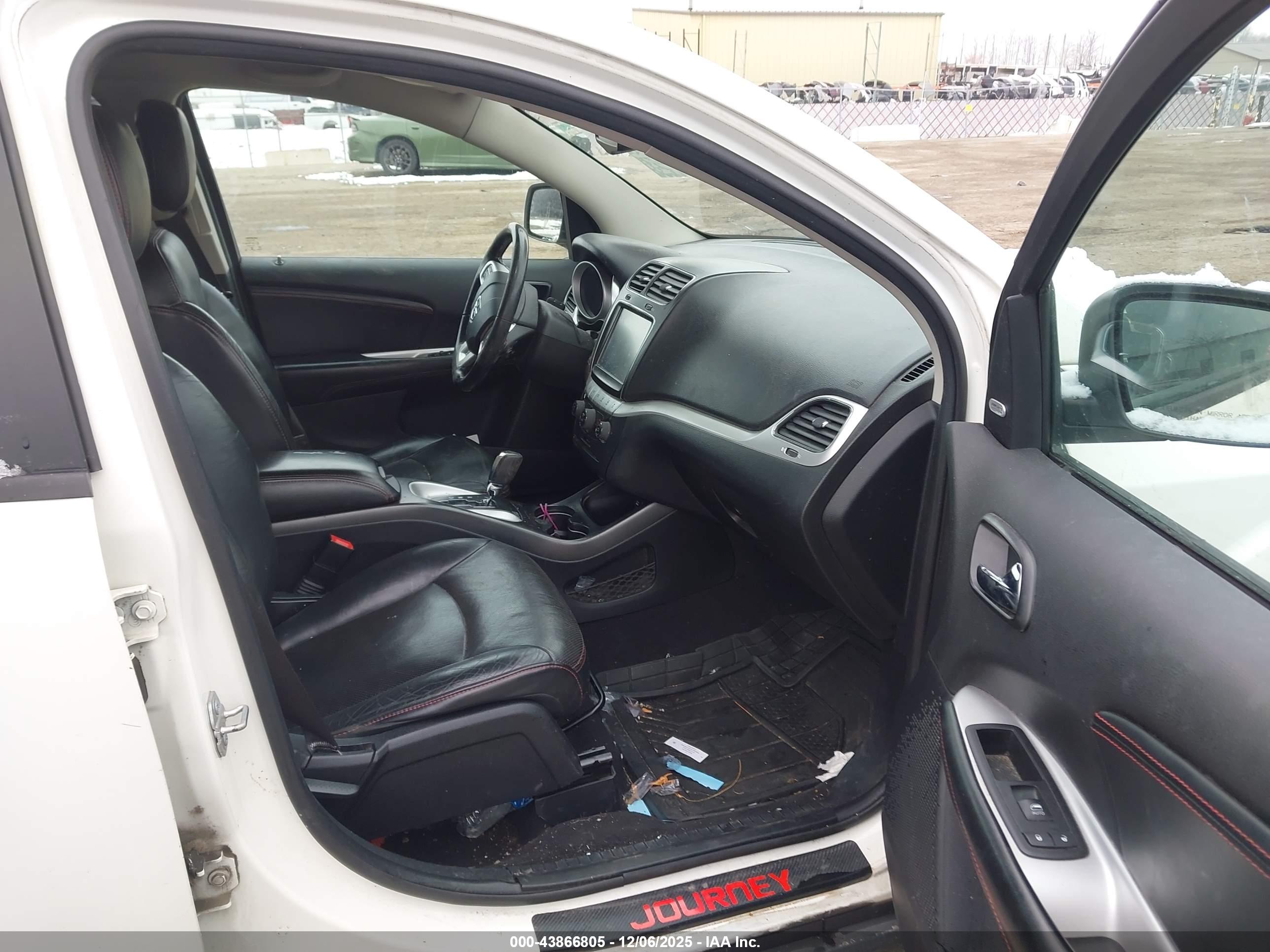 DODGE JOURNEY image 5