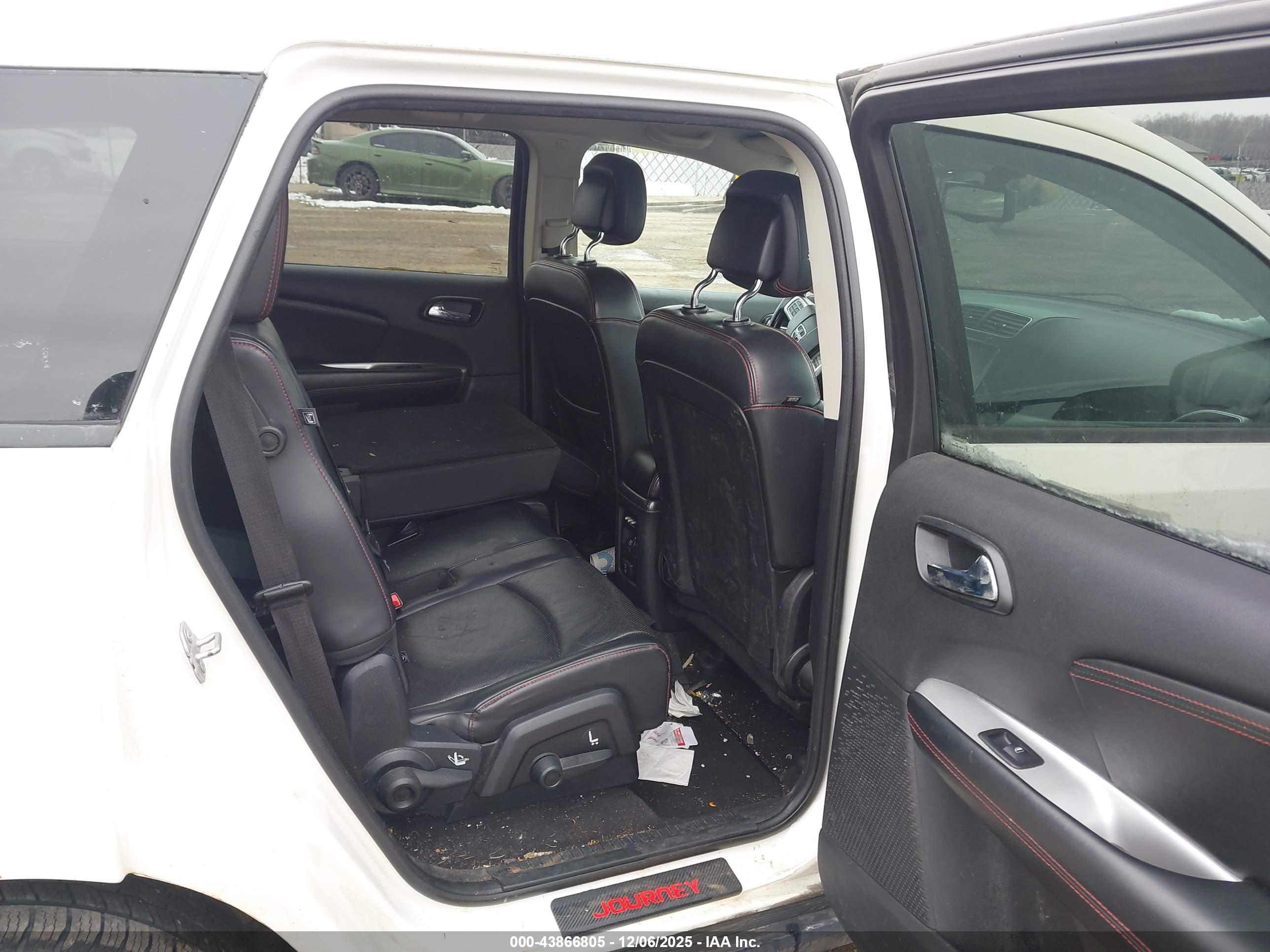 DODGE JOURNEY image 8