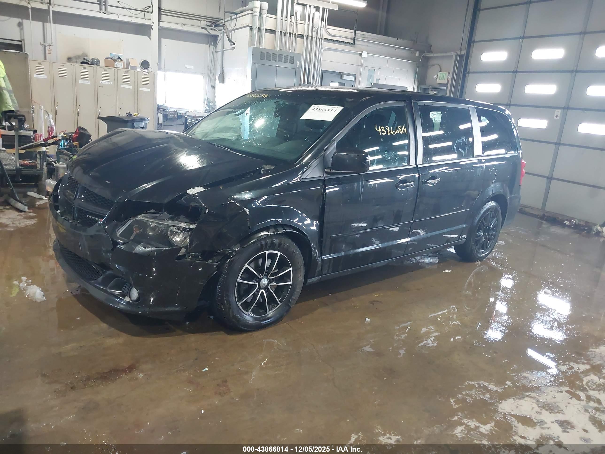 DODGE GRAND image 2