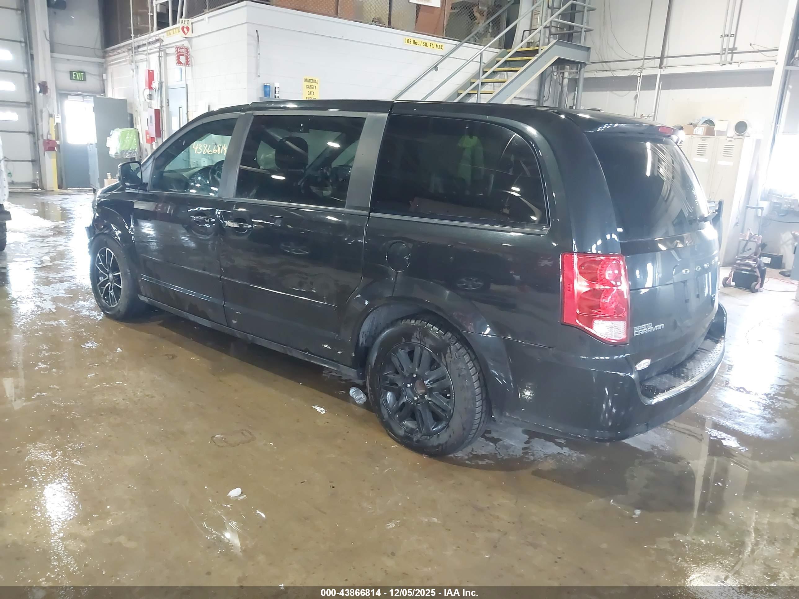 DODGE GRAND image 3
