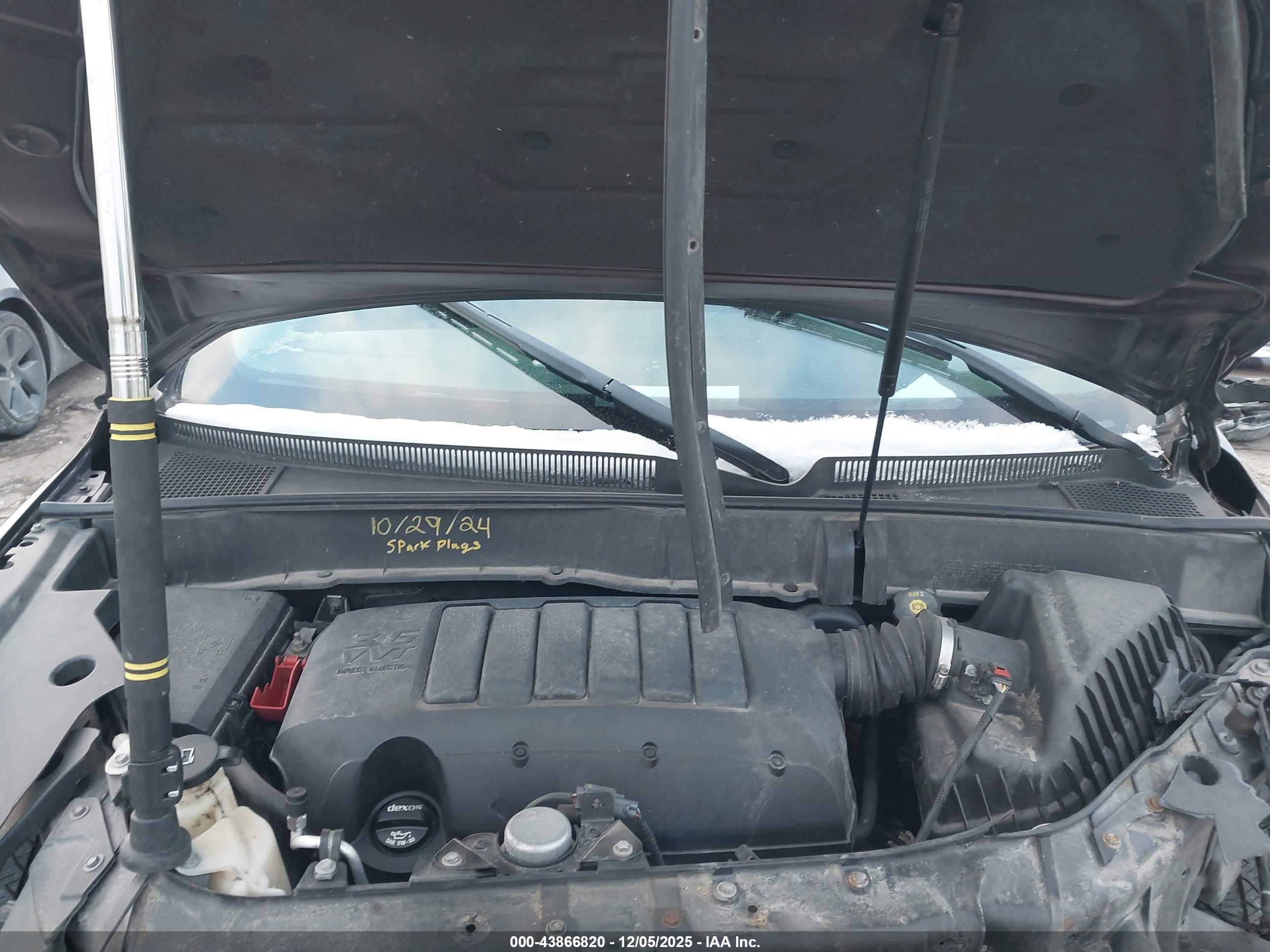 CHEVROLET TRAVERSE image 10