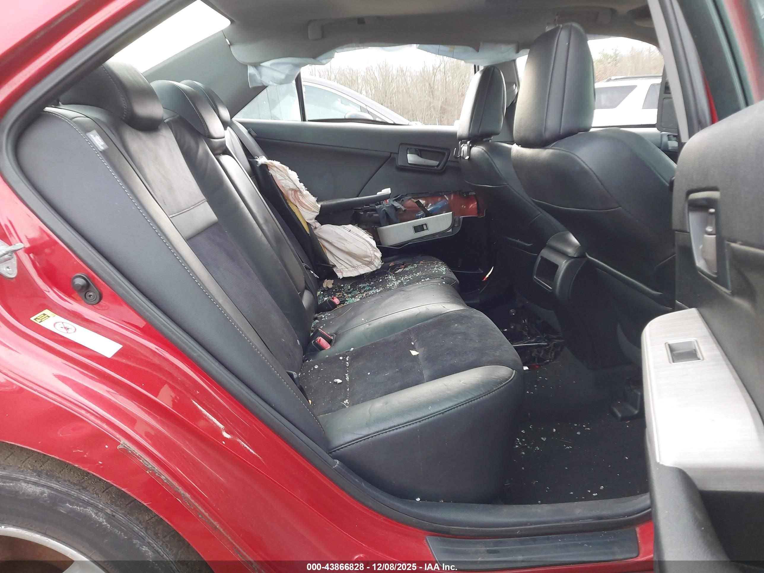 TOYOTA CAMRY image 8