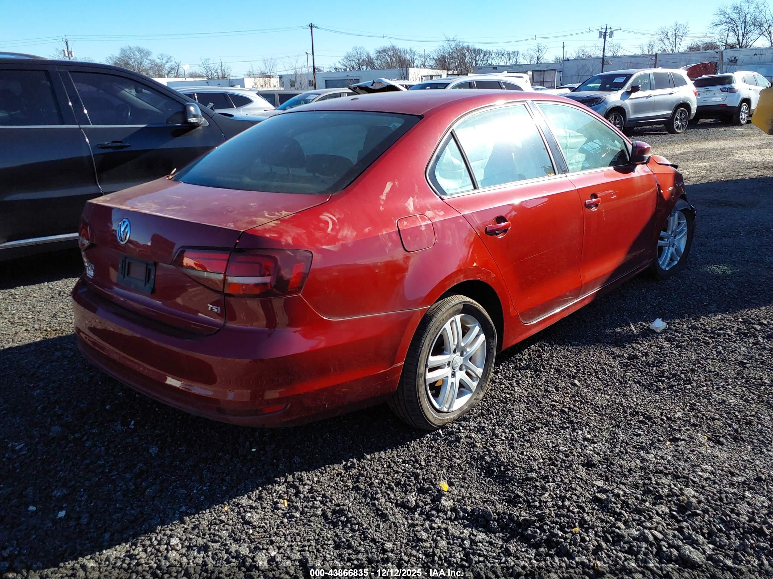 VOLKSWAGEN JETTA image 4