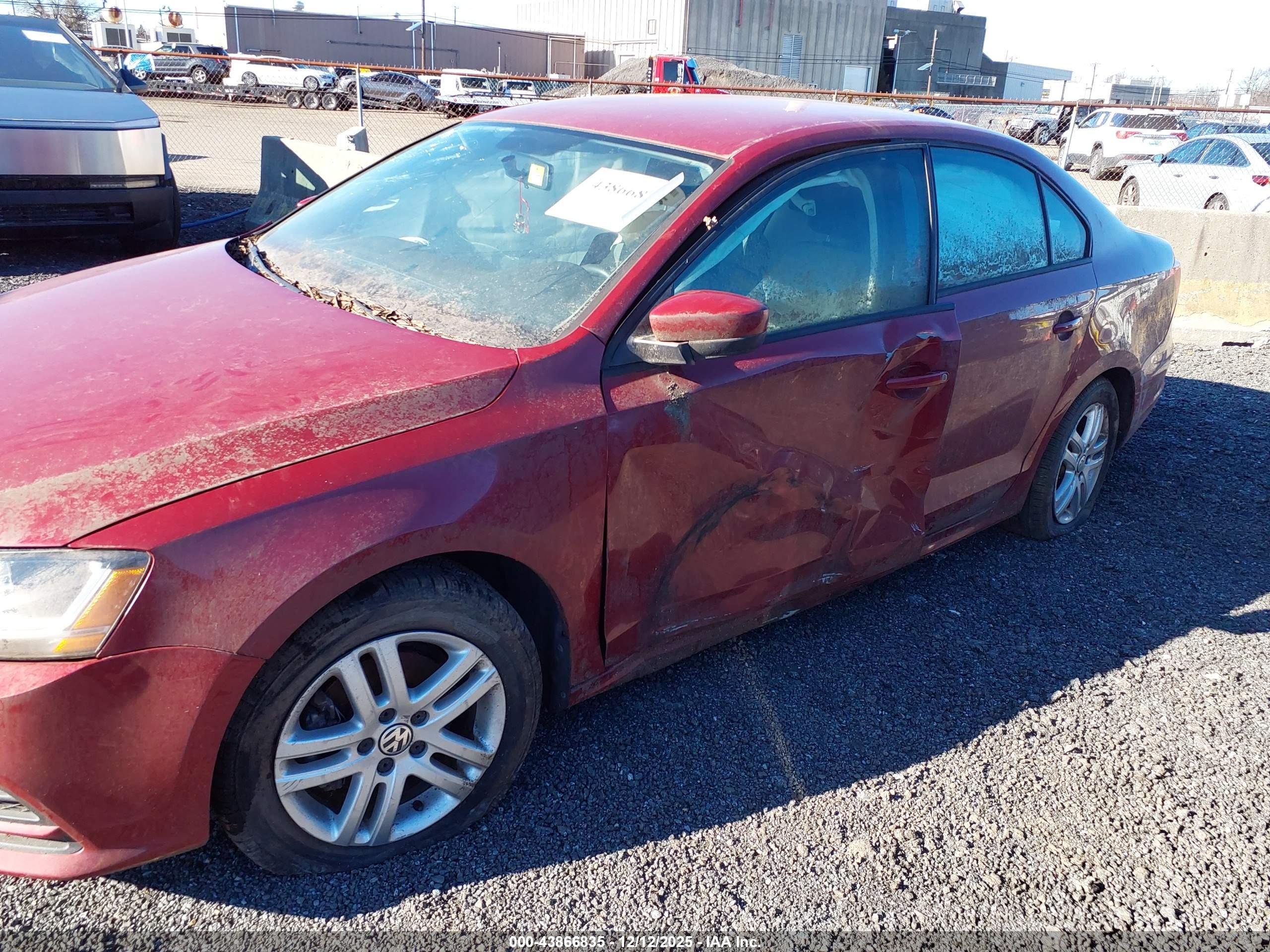 VOLKSWAGEN JETTA image 6