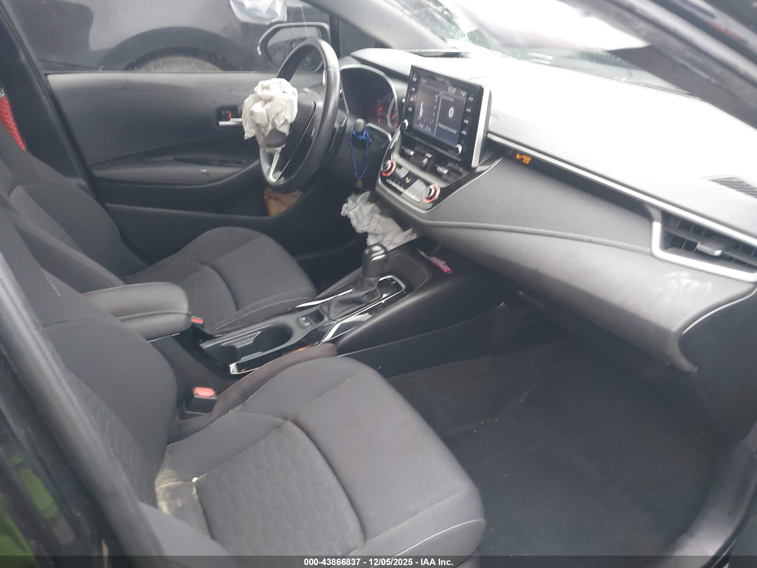 TOYOTA COROLLA image 5