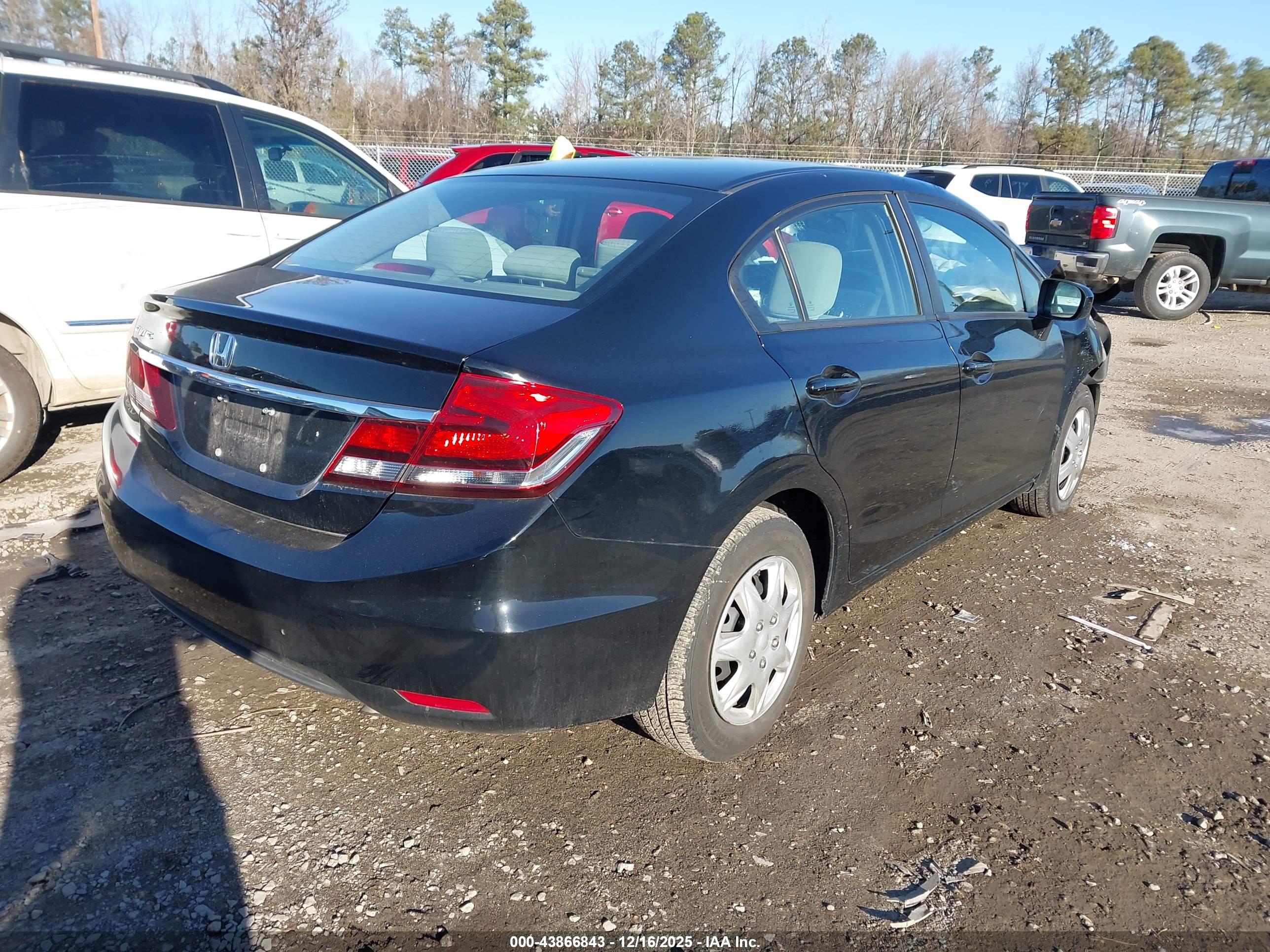 HONDA CIVIC image 4