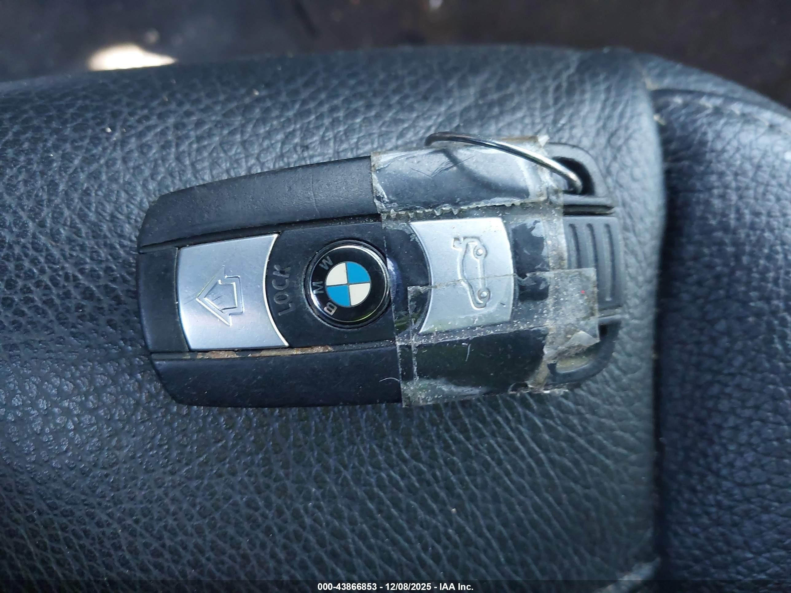BMW 328I image 11