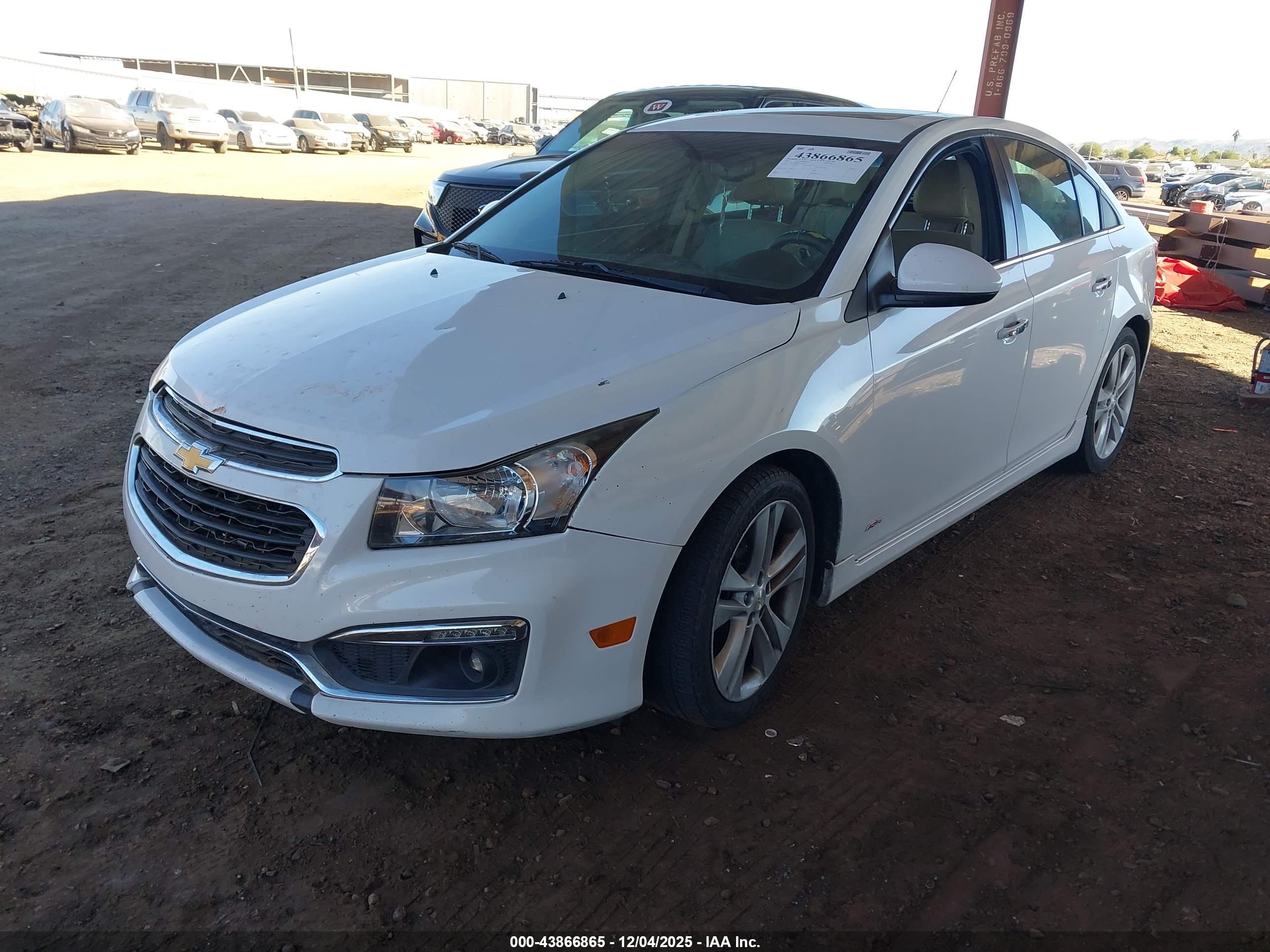 CHEVROLET CRUZE image 2